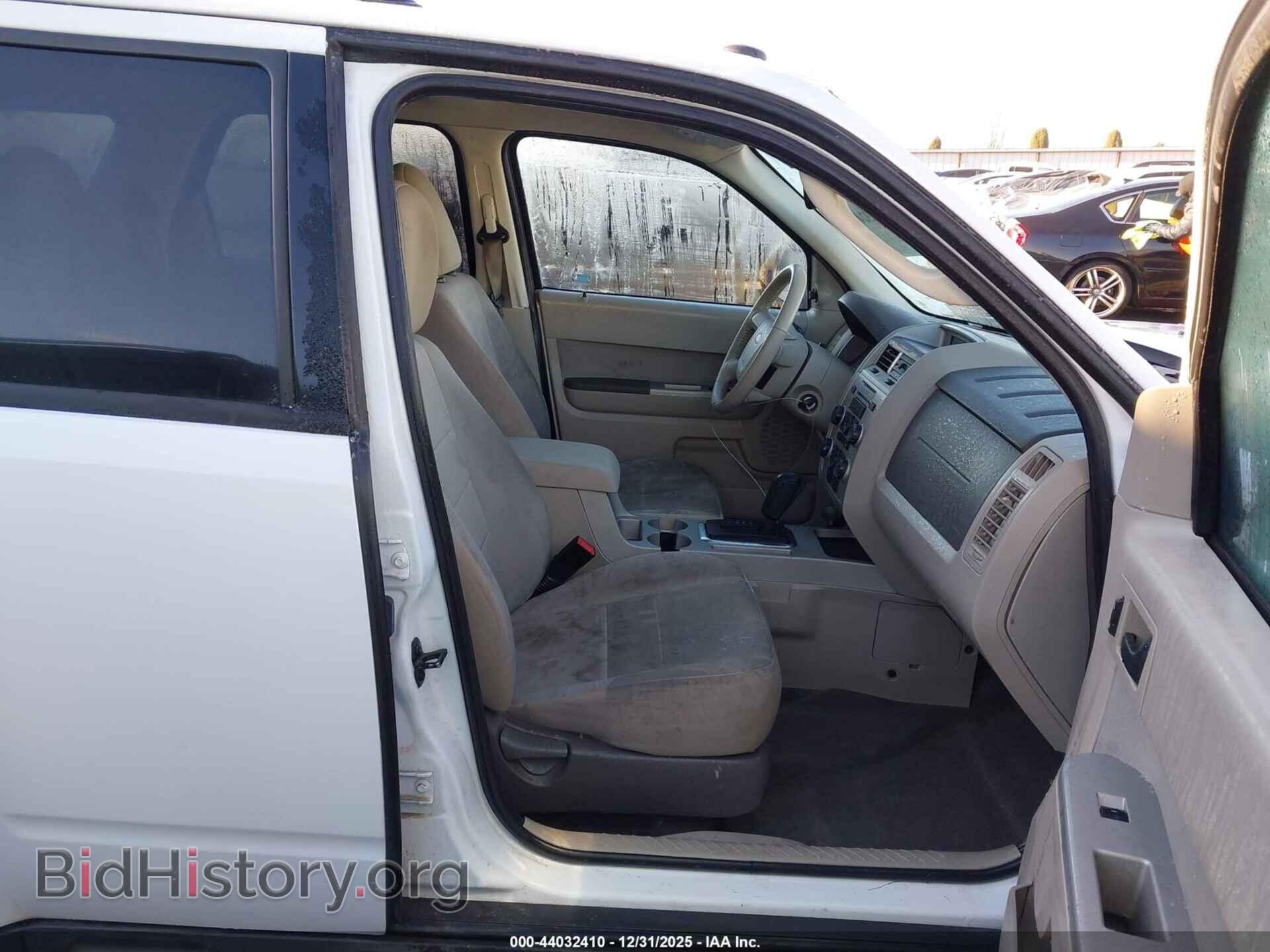 2011 FORD ESCAPE - VIN: 1FMCU0DG1BKB79869 - Фото 5