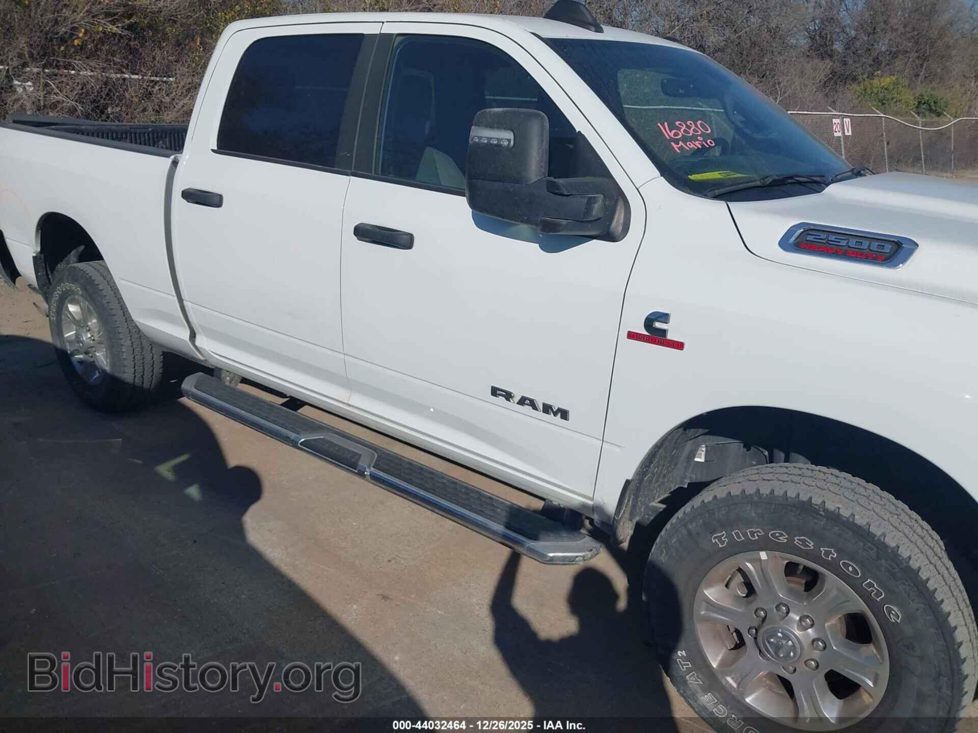 2024 RAM 2500 - VIN: 3C6UR5DLXRG298355 - Фото 13