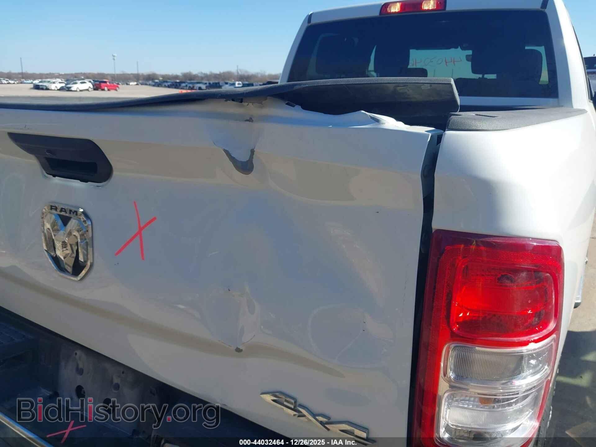 2024 RAM 2500 - VIN: 3C6UR5DLXRG298355 - Фото 18