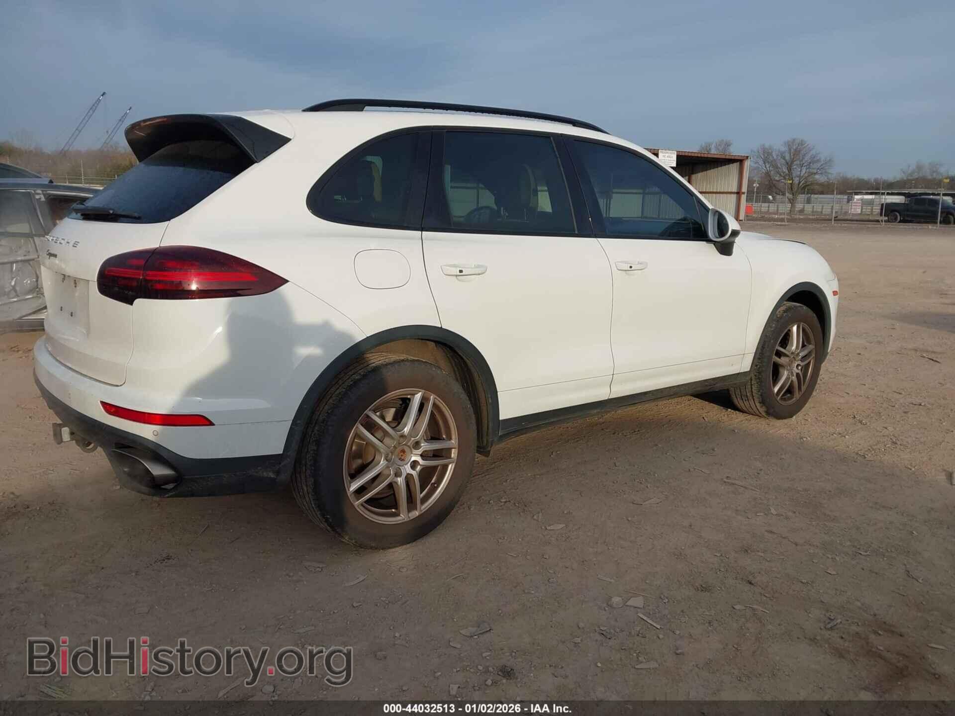 2016 PORSCHE CAYENNE - VIN: WP1AA2A22GLA09738 - Фото 4