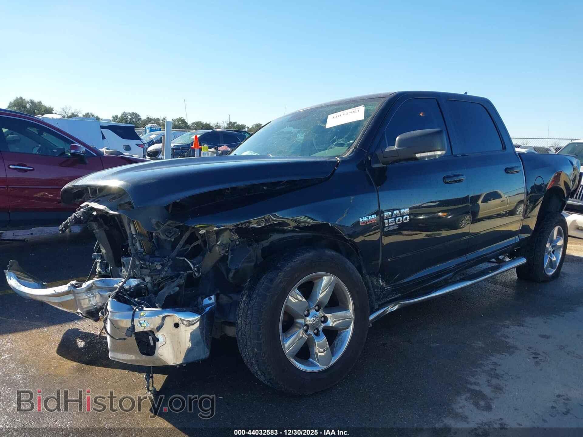 2019 RAM 1500 CLASSIC - VIN: 1C6RR6LT2KS564401 - Фото 2