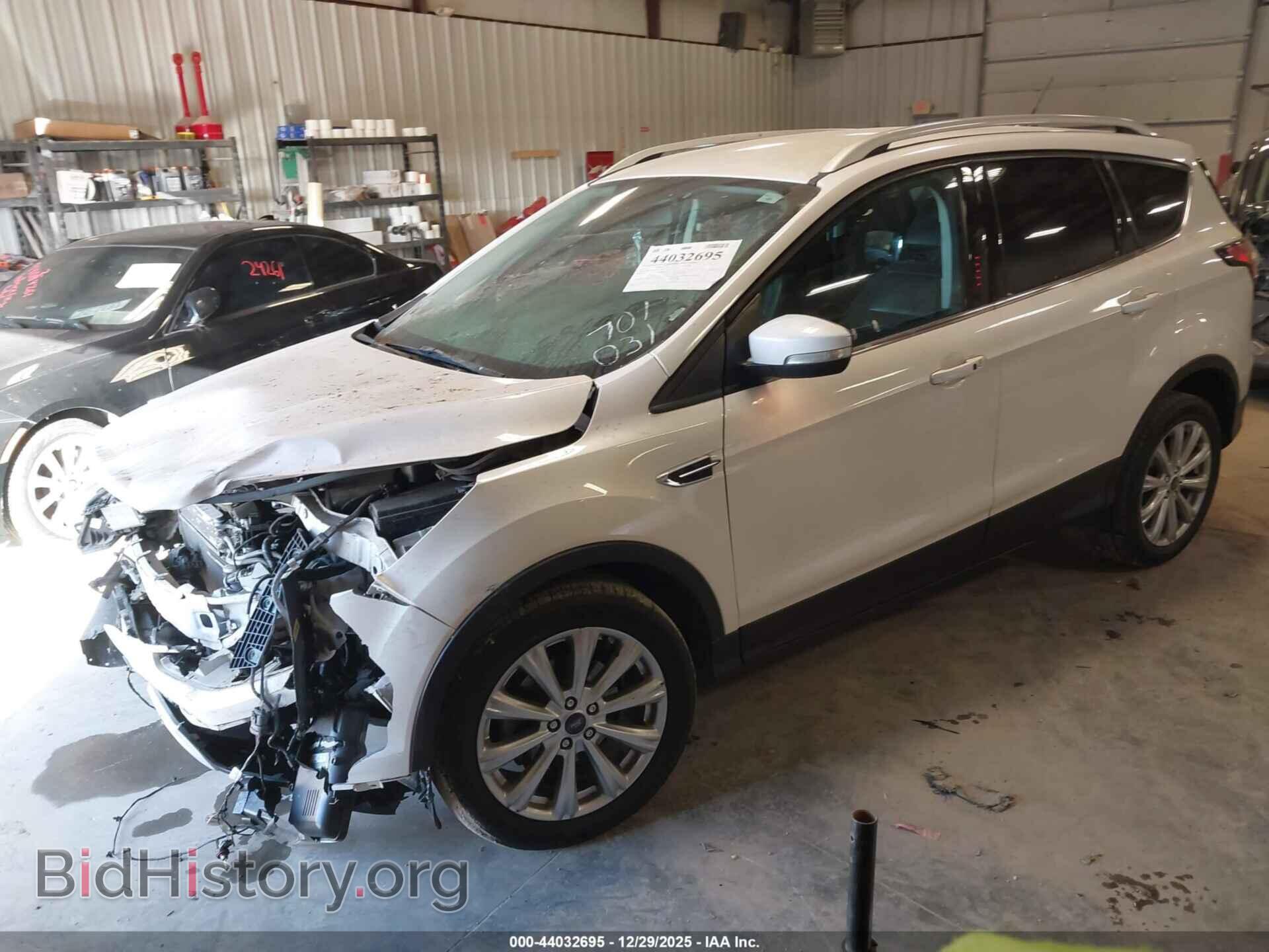 2017 FORD ESCAPE - VIN: 1FMCU0JD9HUC20465 - Фото 2