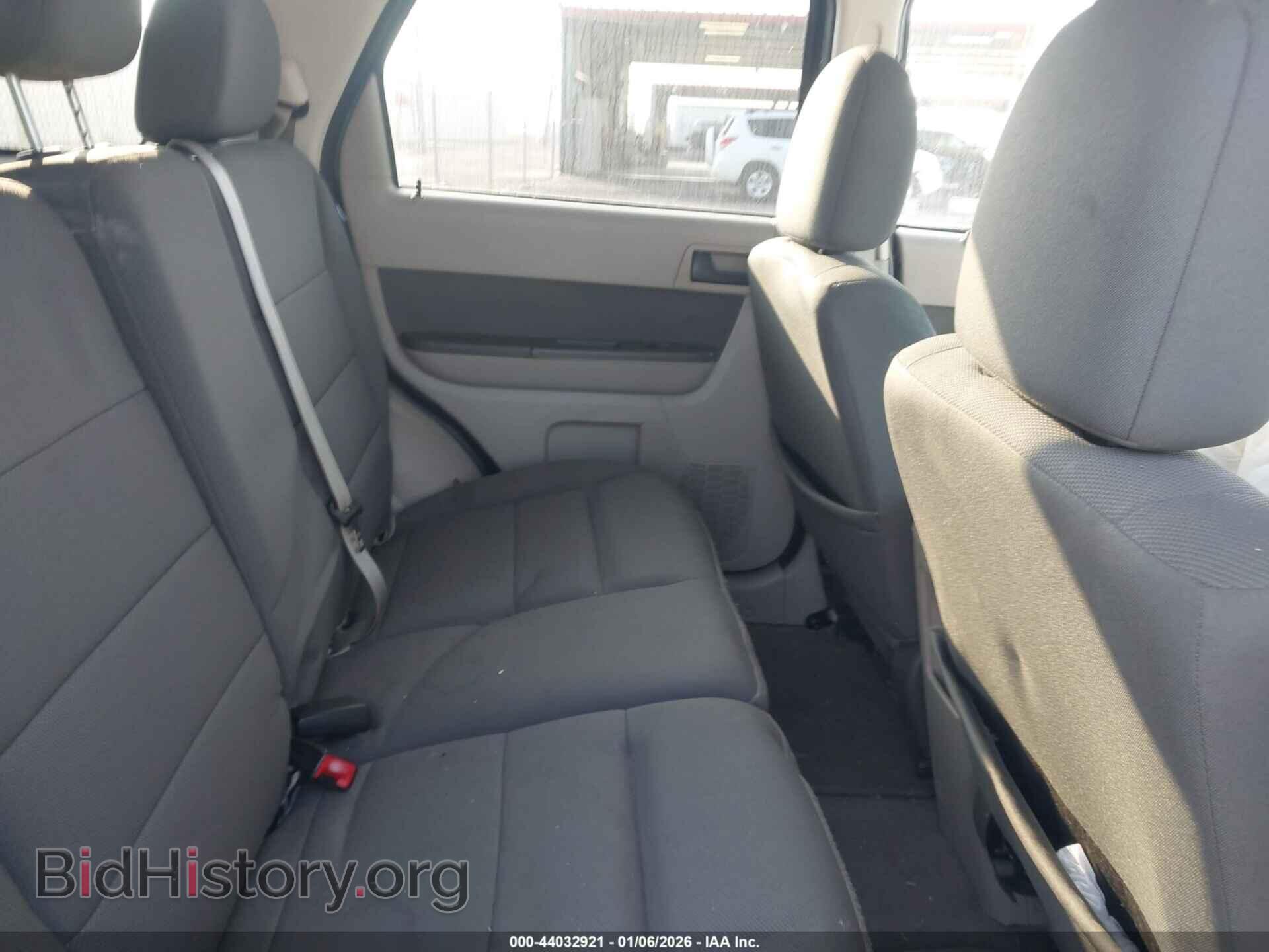 2010 FORD ESCAPE - VIN: 1FMCU0D73AKA13030 - Фото 8
