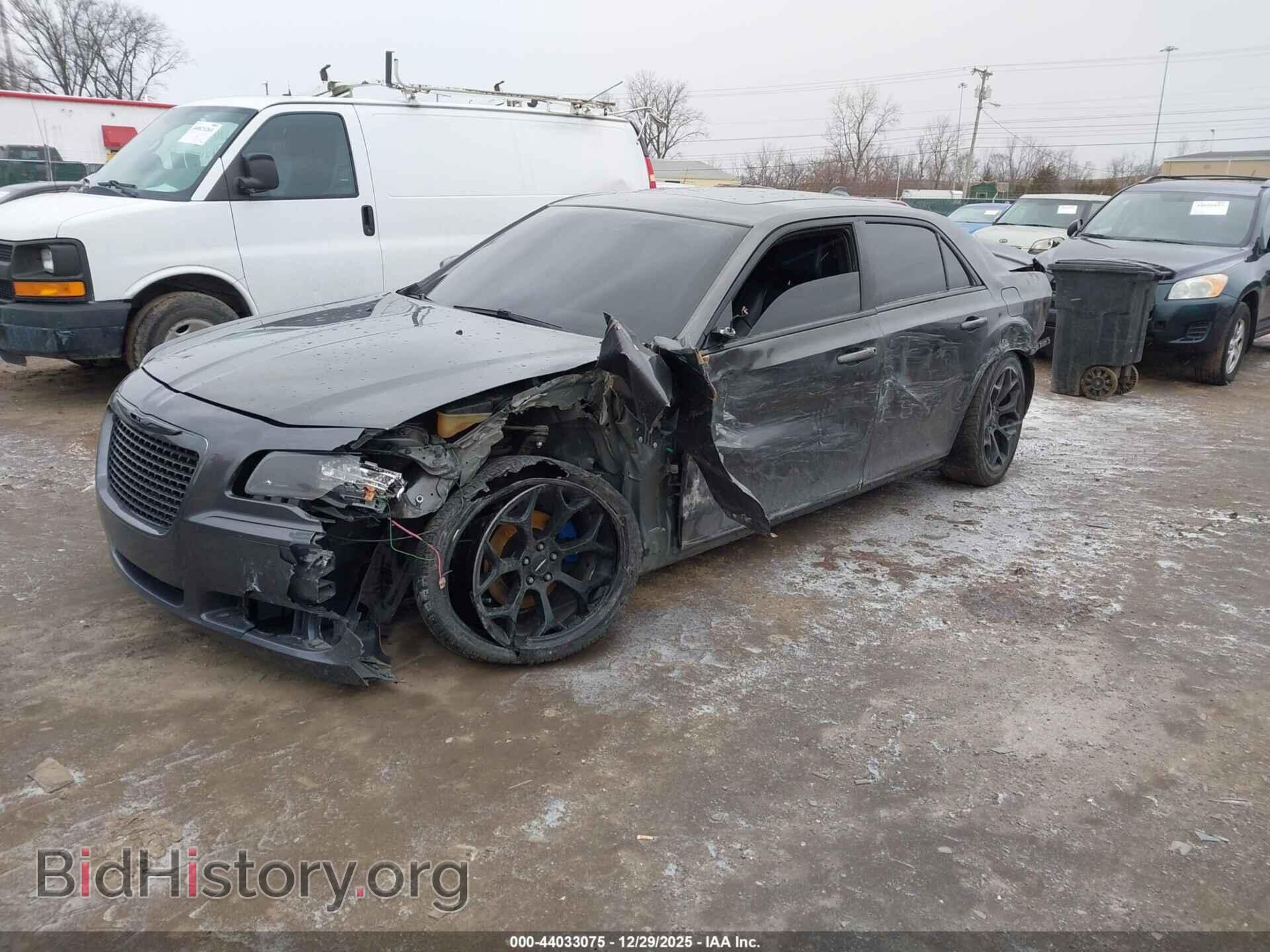 2014 CHRYSLER 300 - VIN: 2C3CCABG0EH383191 - Фото 2