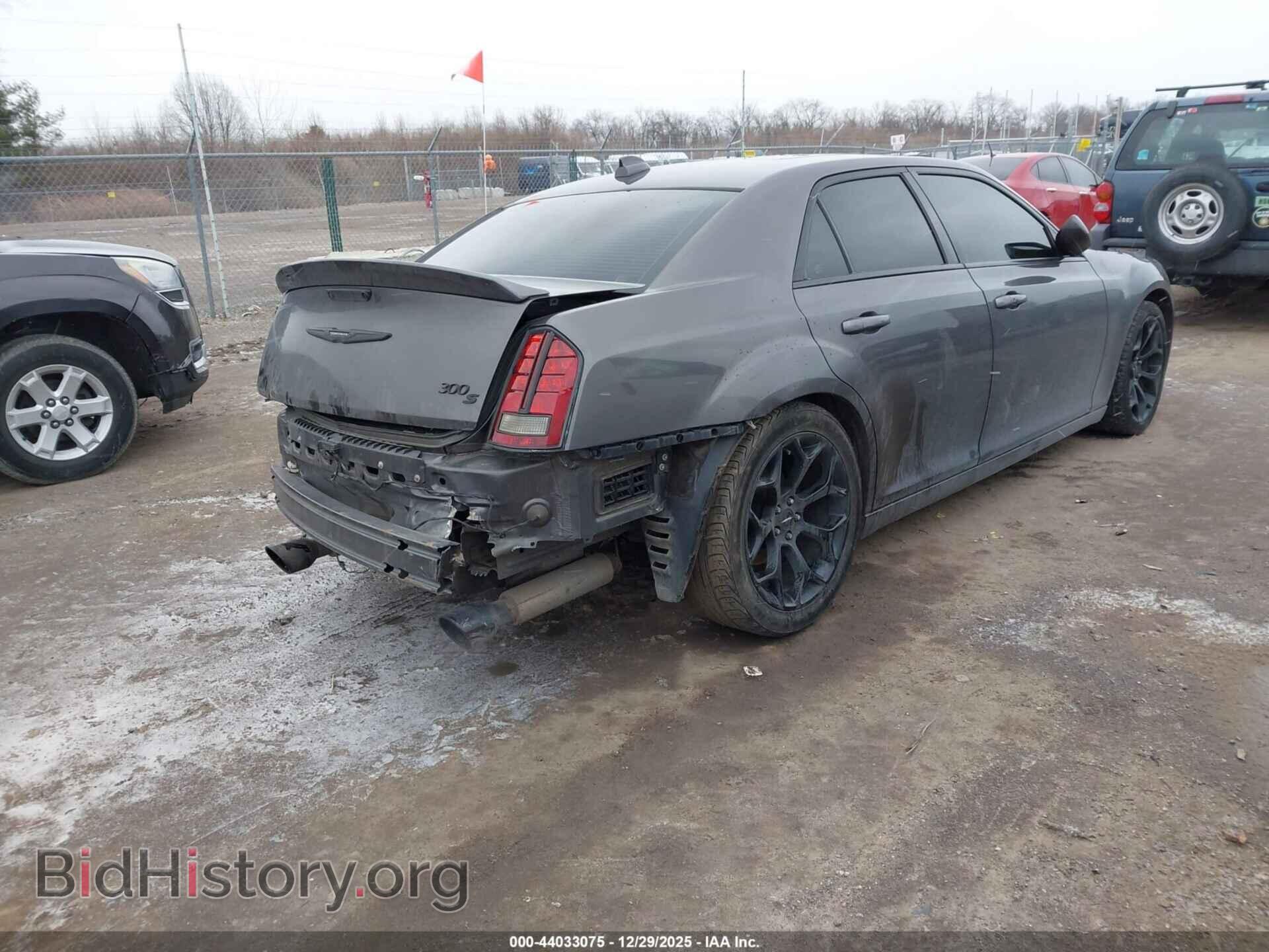 2014 CHRYSLER 300 - VIN: 2C3CCABG0EH383191 - Фото 4