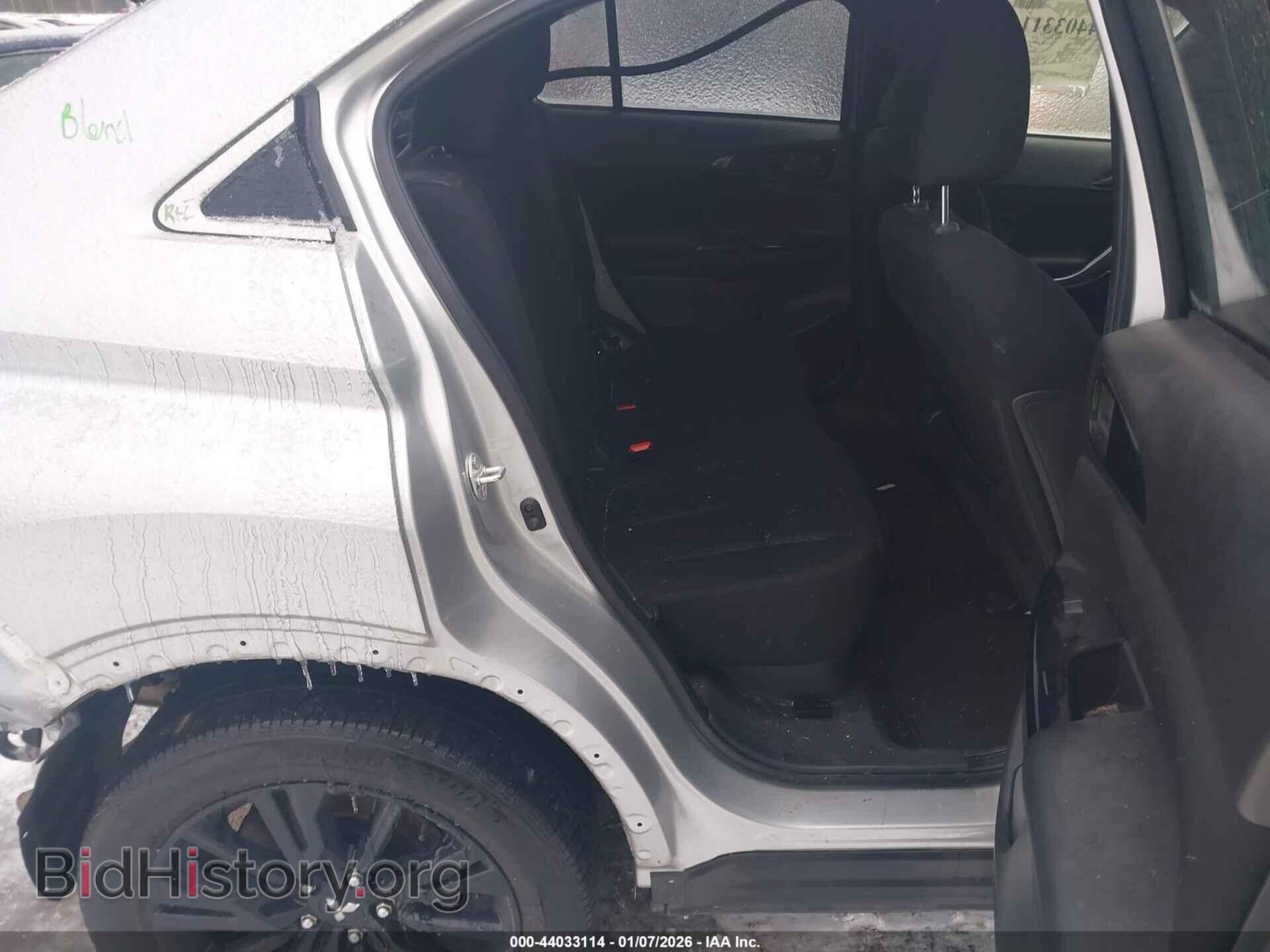 2024 MITSUBISHI ECLIPSE CROSS - VIN: JA4ATVAA4RZ060320 - Фото 8