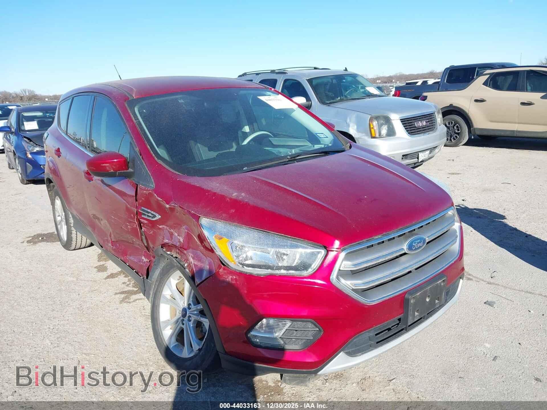 Фотография 1FMCU0GDXHUC48864 - FORD ESCAPE 2017