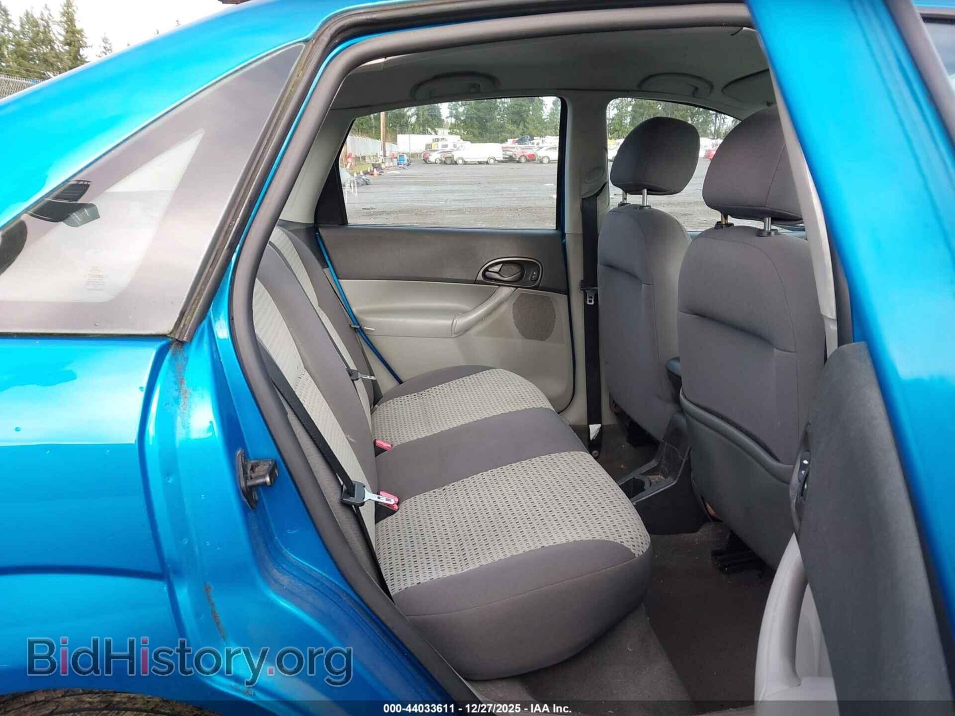 2007 FORD FOCUS - VIN: 1FAFP34N97W302252 - Фото 8