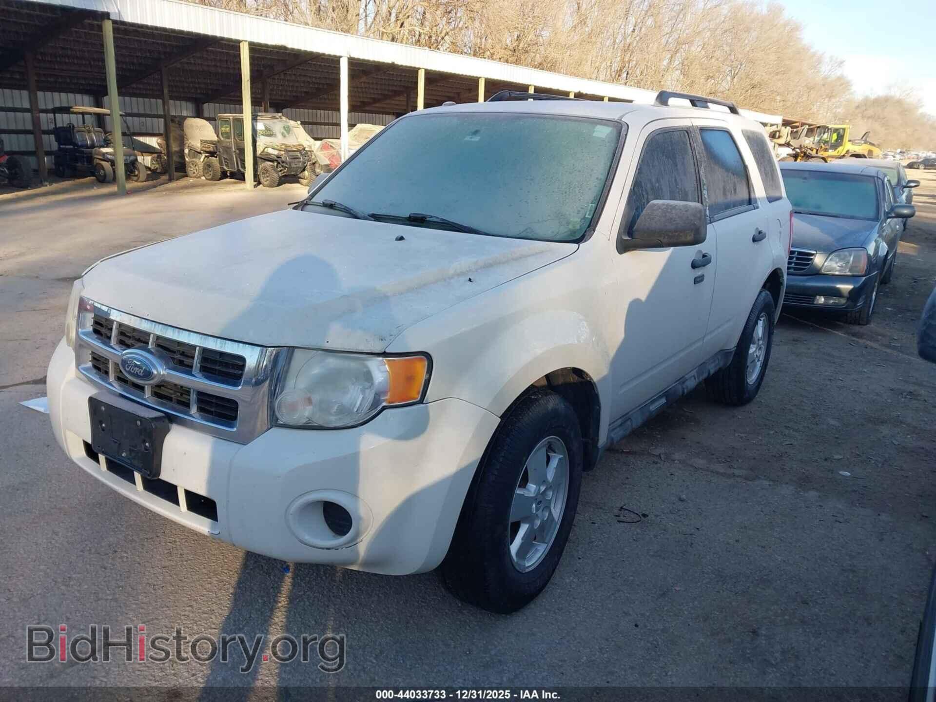 2010 FORD ESCAPE - VIN: 1FMCU0D75AKA14941 - Фото 2