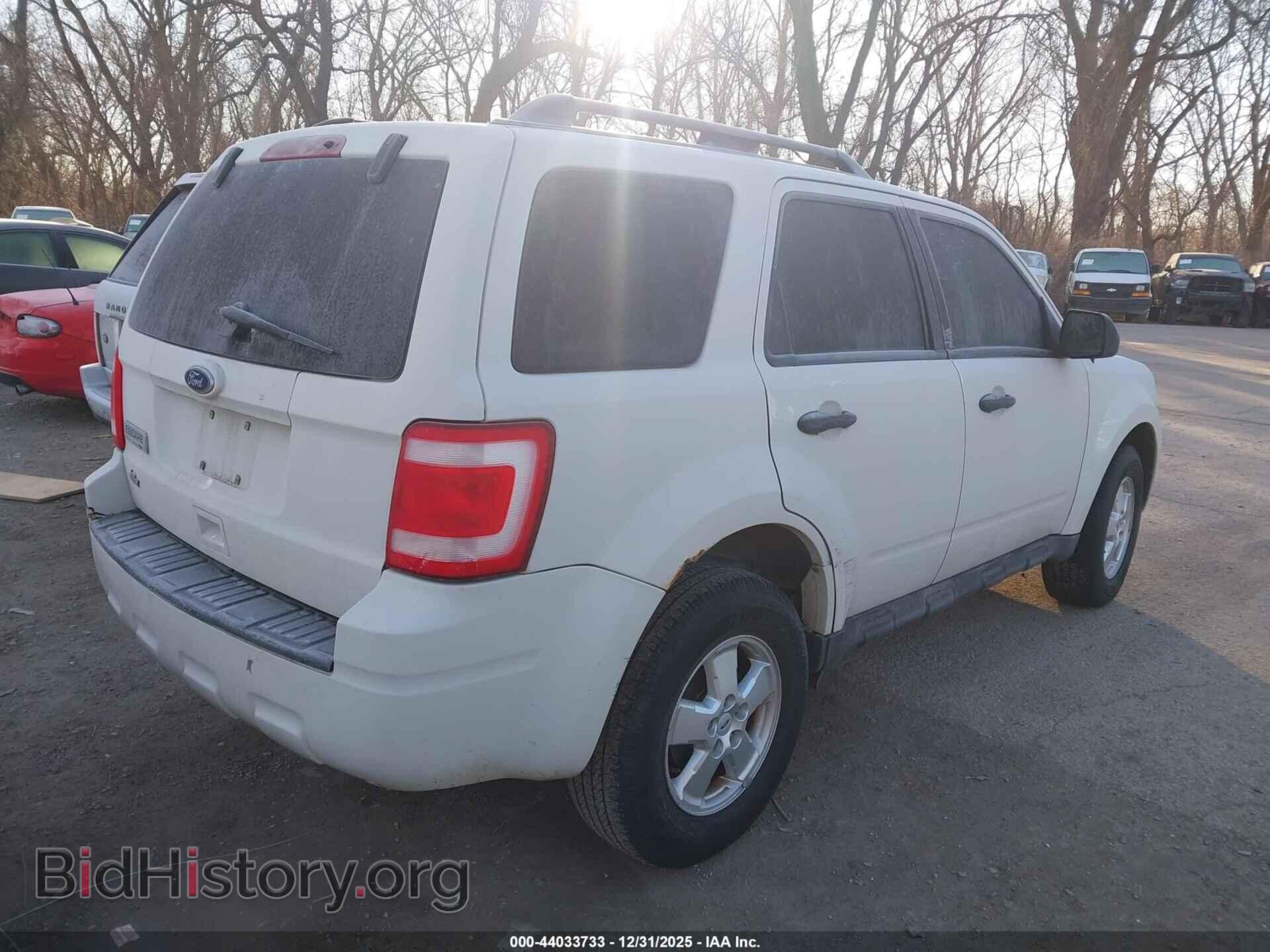 2010 FORD ESCAPE - VIN: 1FMCU0D75AKA14941 - Фото 4