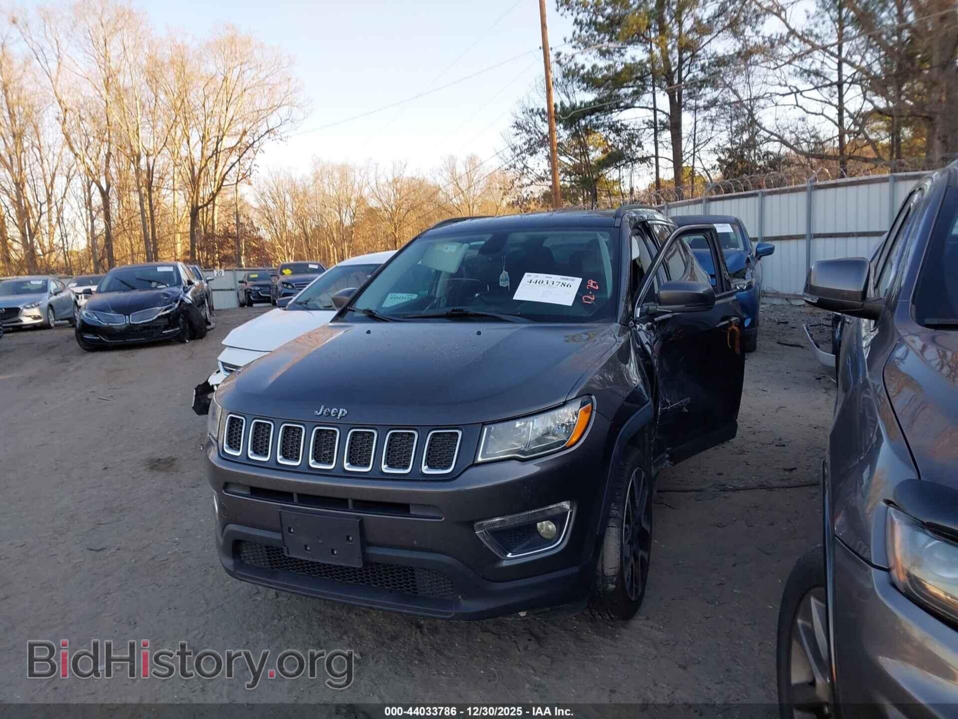 2018 JEEP COMPASS - VIN: 3C4NJDCB4JT168882 - Фото 2