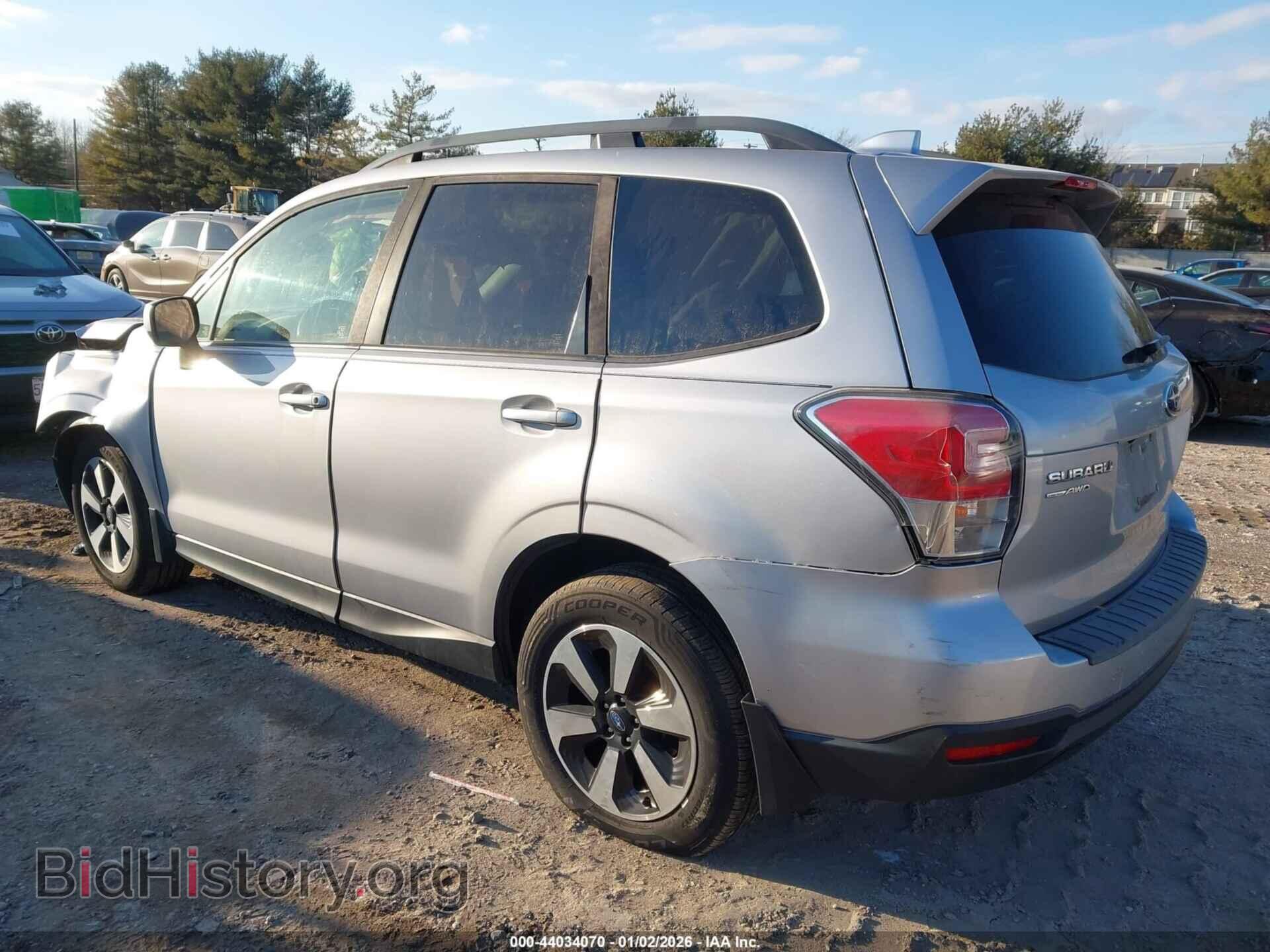 2017 SUBARU FORESTER - VIN: JF2SJAEC4HH434192 - Фото 3