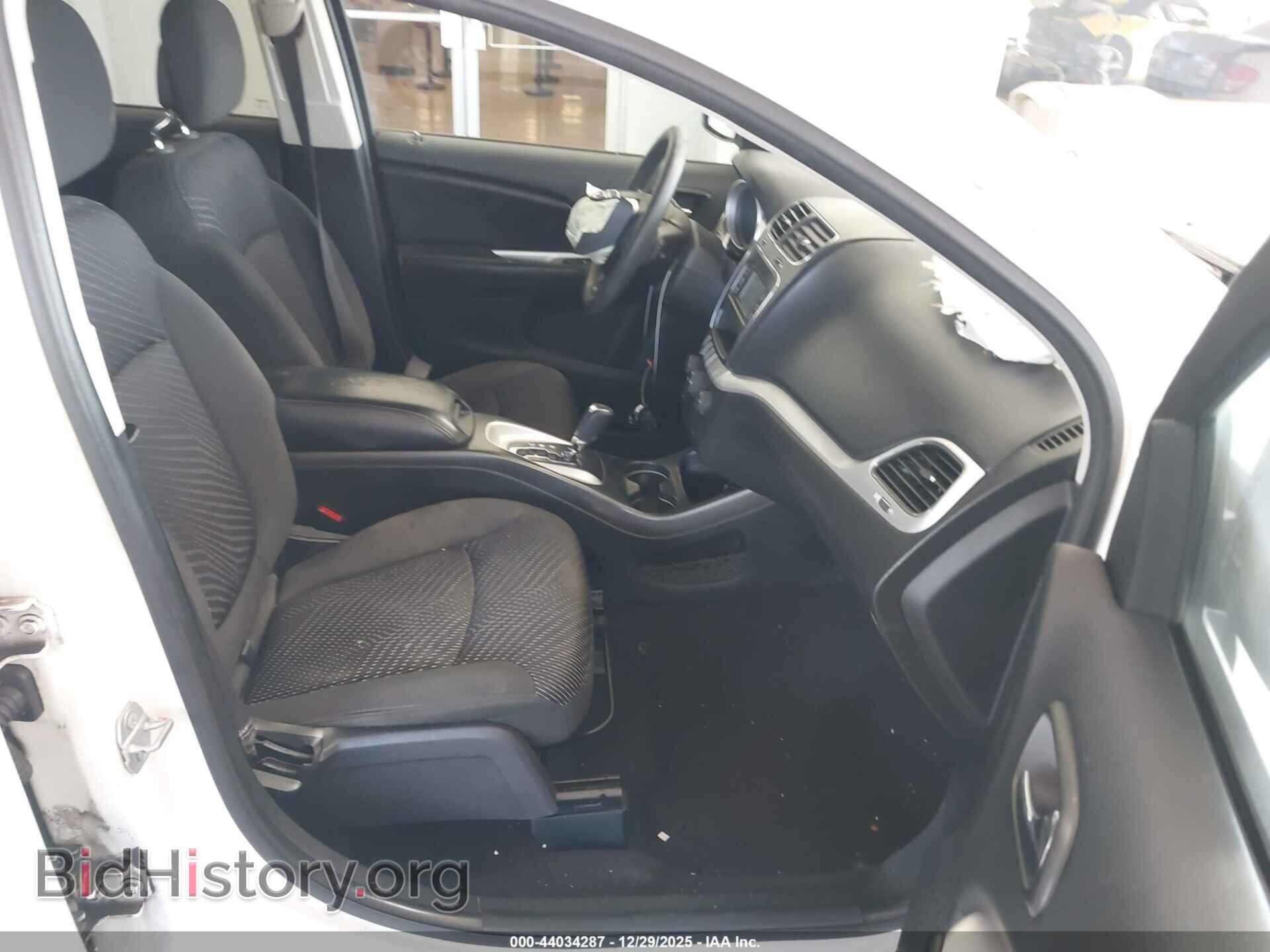 2016 DODGE JOURNEY - VIN: 3C4PDCAB4GT230951 - Фото 5
