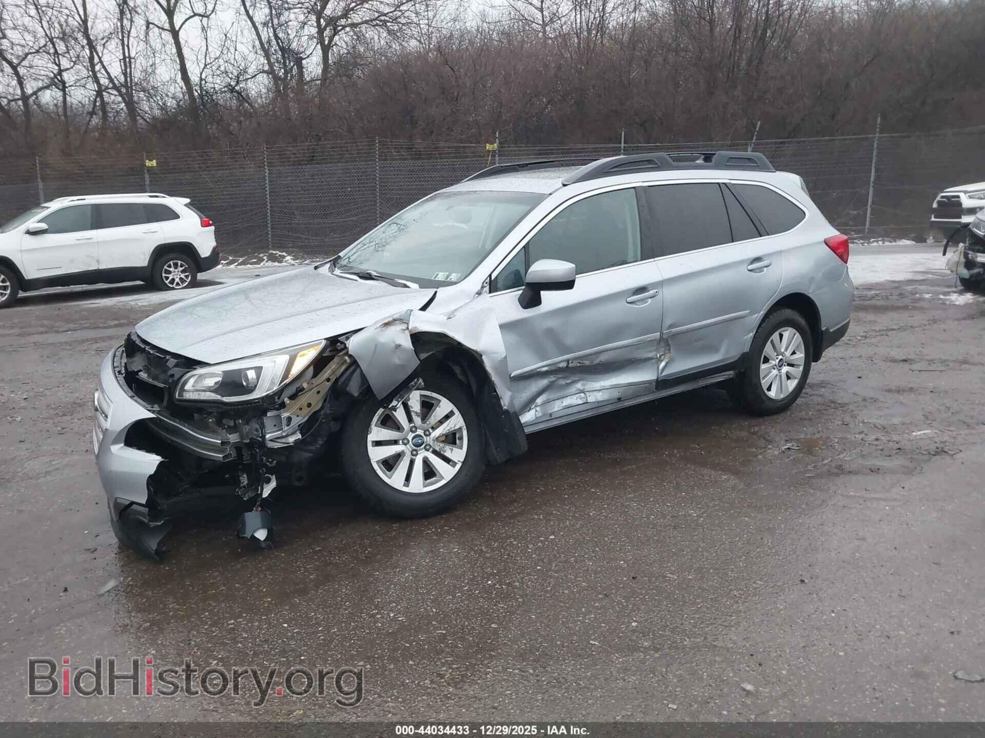 2015 SUBARU OUTBACK - VIN: 4S4BSAEC5F3238490 - Фото 2