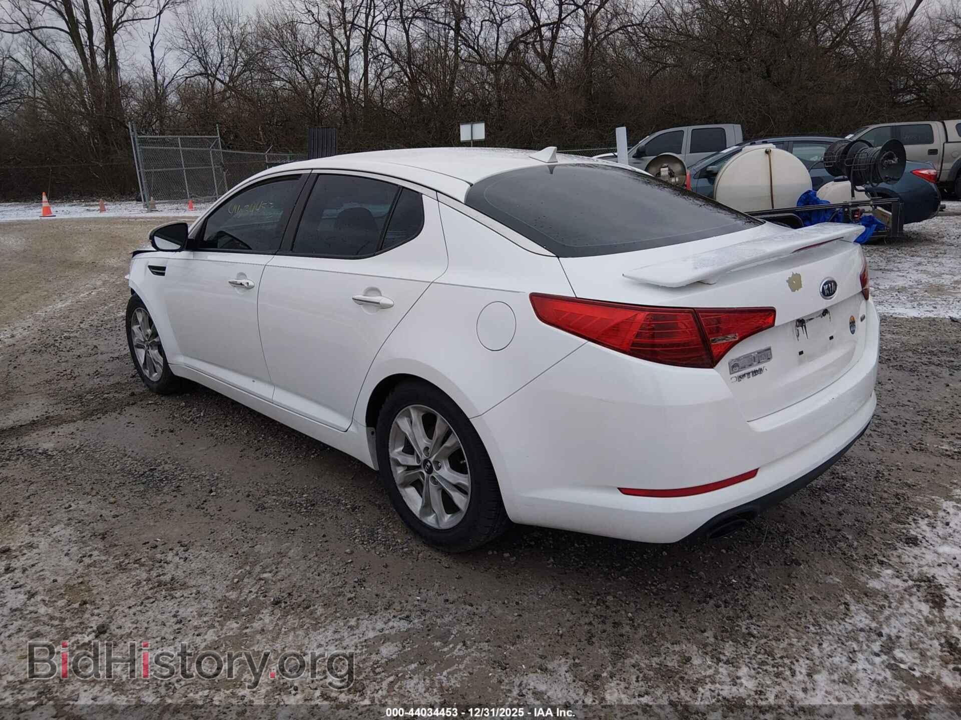 2011 KIA OPTIMA - VIN: KNAGN4A70B5082575 - Photo 3