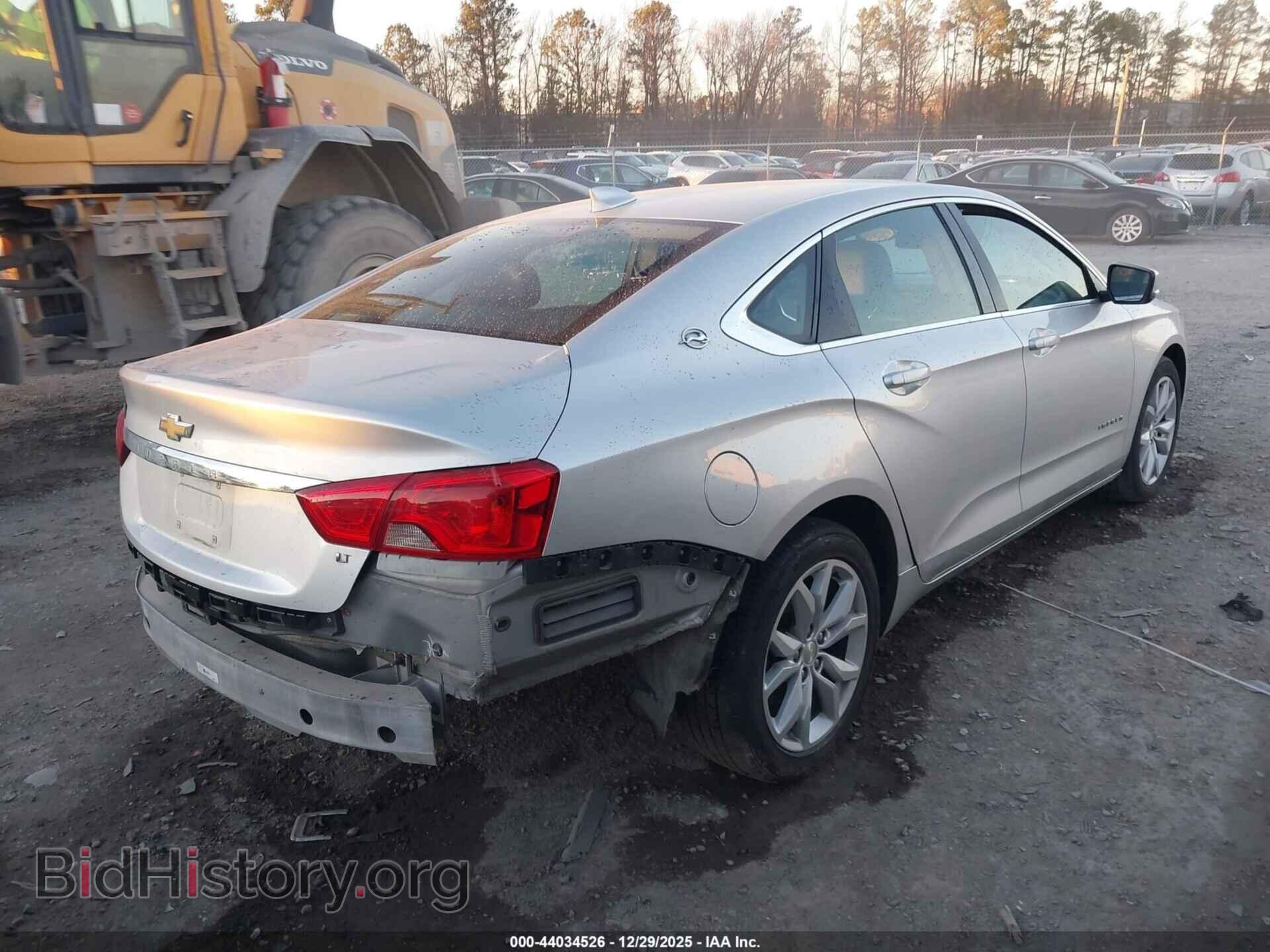2017 CHEVROLET IMPALA - VIN: 1G1105SA2HU143052 - Фото 4