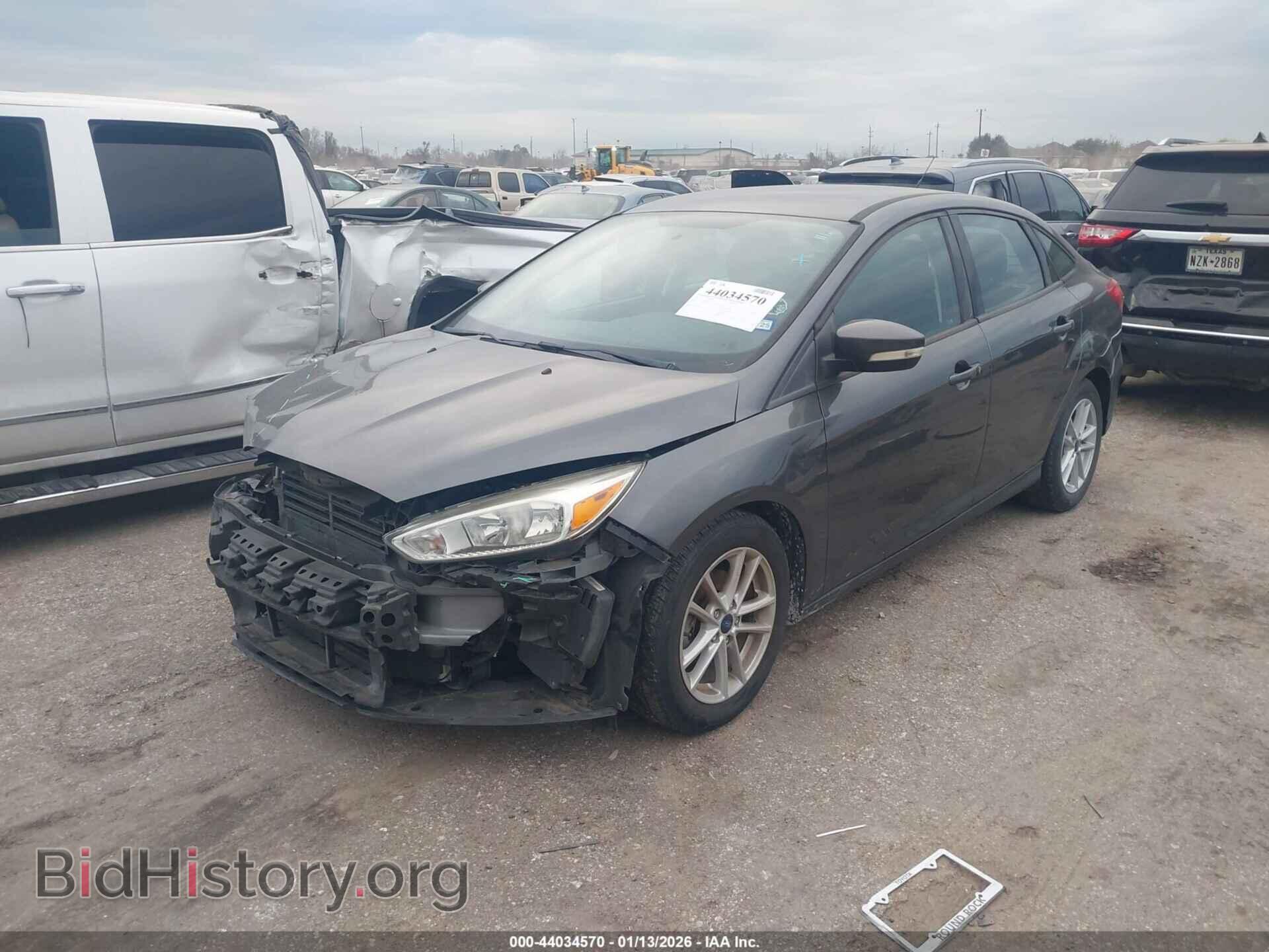 2017 FORD FOCUS - VIN: 1FADP3F26HL303307 - Photo 2