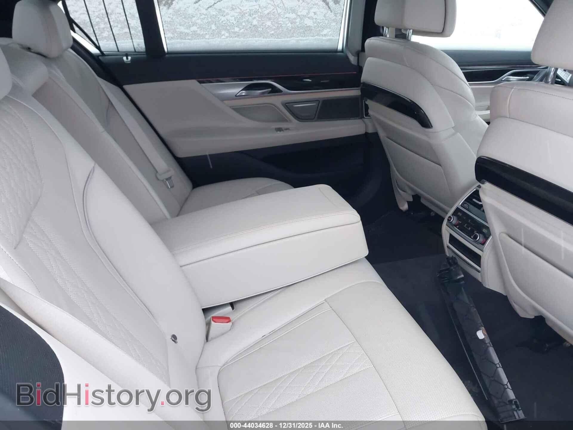 2020 BMW 740I - VIN: WBA7T4C07LCD71040 - Фото 8