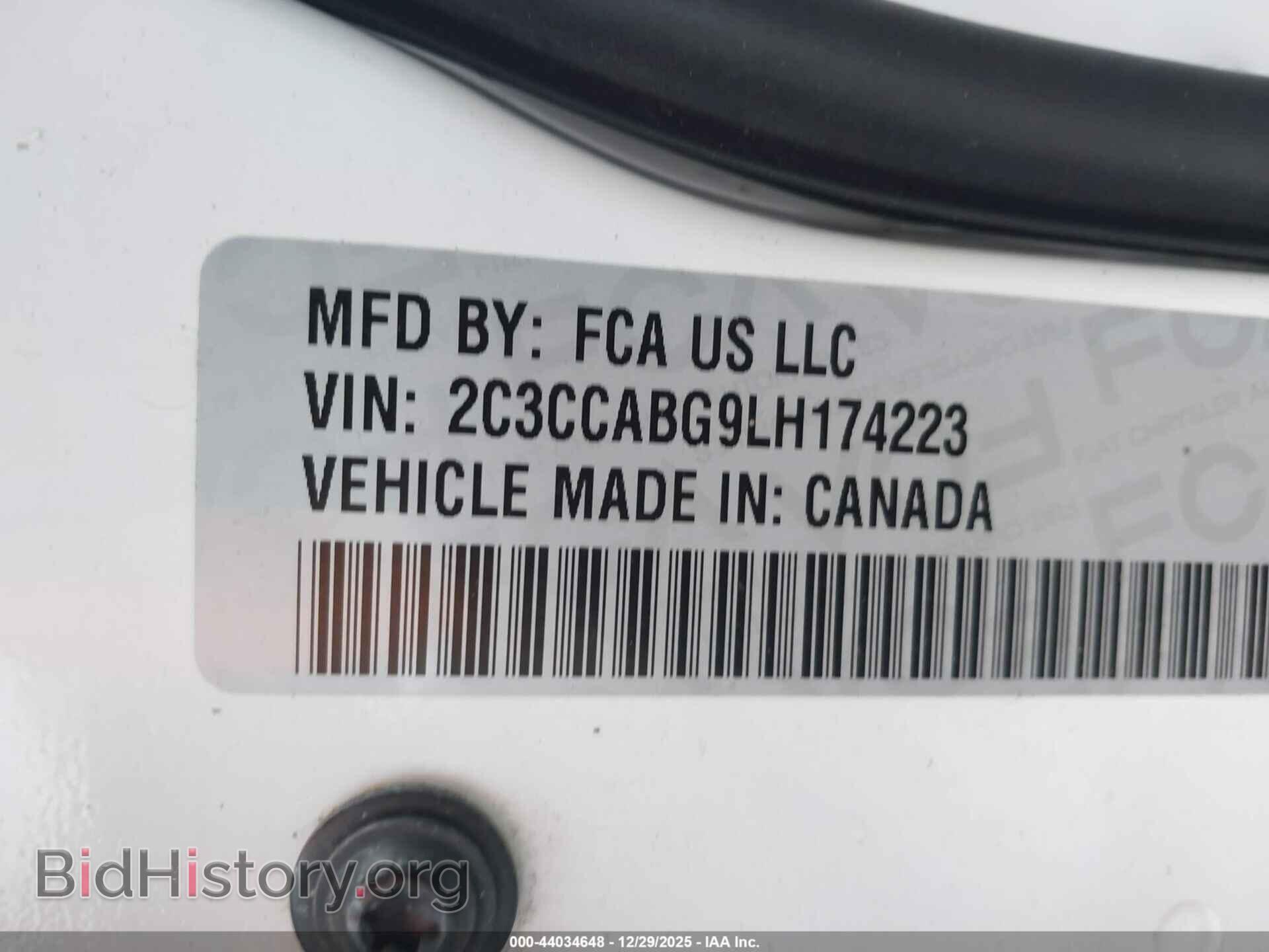 2020 CHRYSLER 300 - VIN: 2C3CCABG9LH174223 - Фото 9