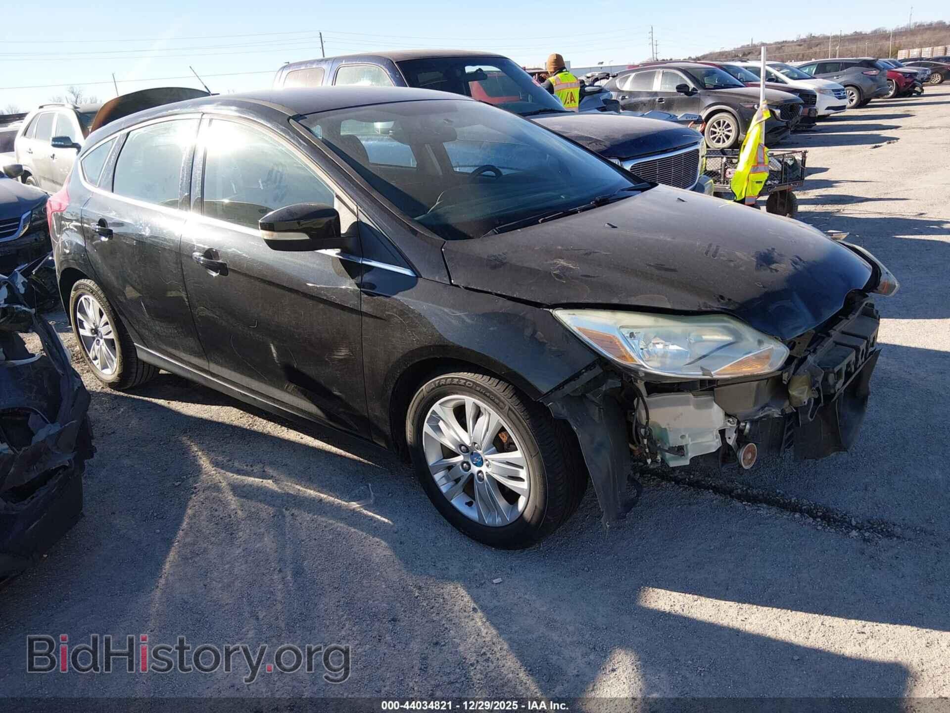 Photo 1FAHP3M29CL393663 - FORD FOCUS 2012