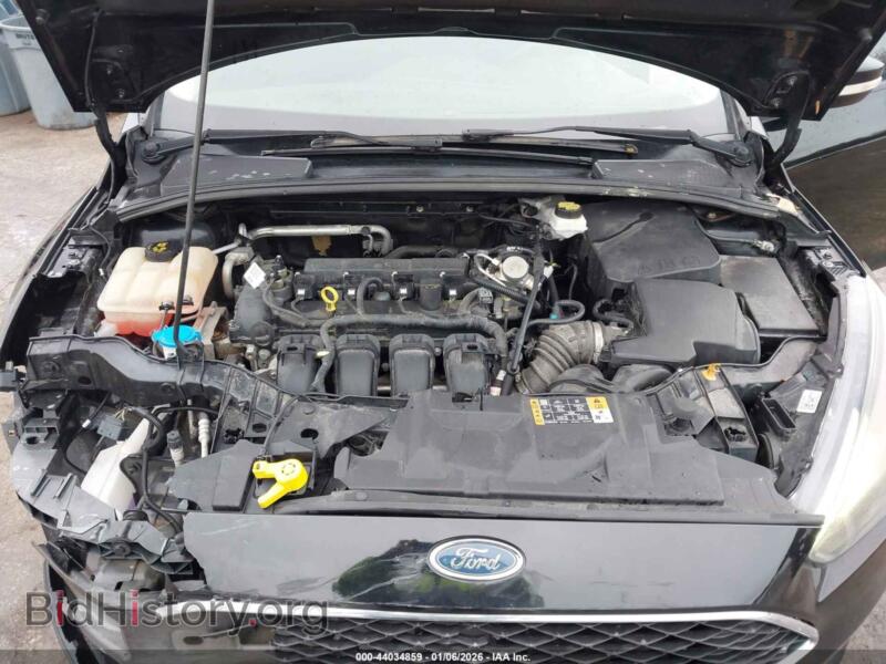 2017 Ford FOCUS (VIN 1FADP3M23HL328331) — photo 10 of 17