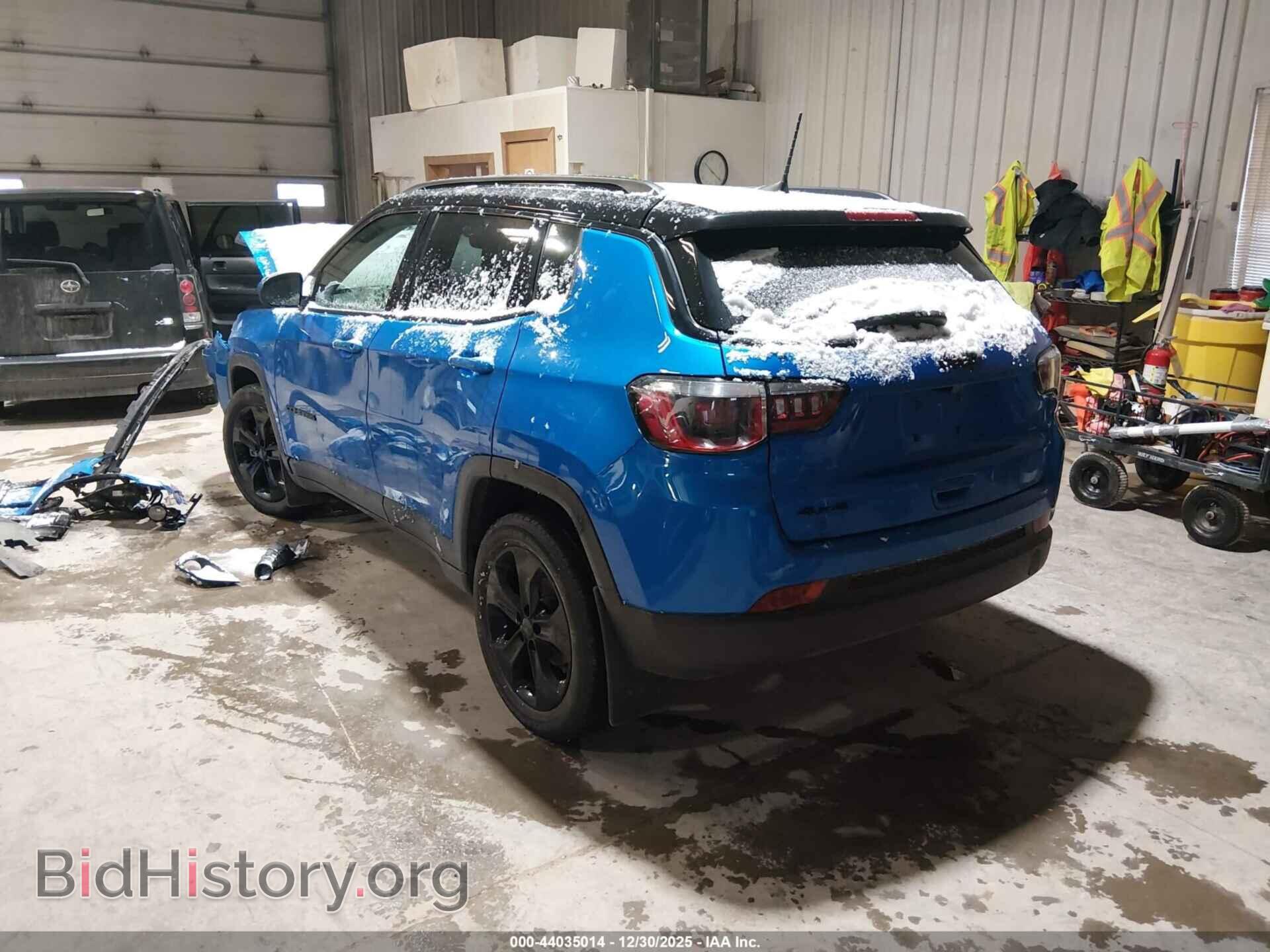 2018 JEEP COMPASS - VIN: 3C4NJDBB3JT395496 - Фото 3
