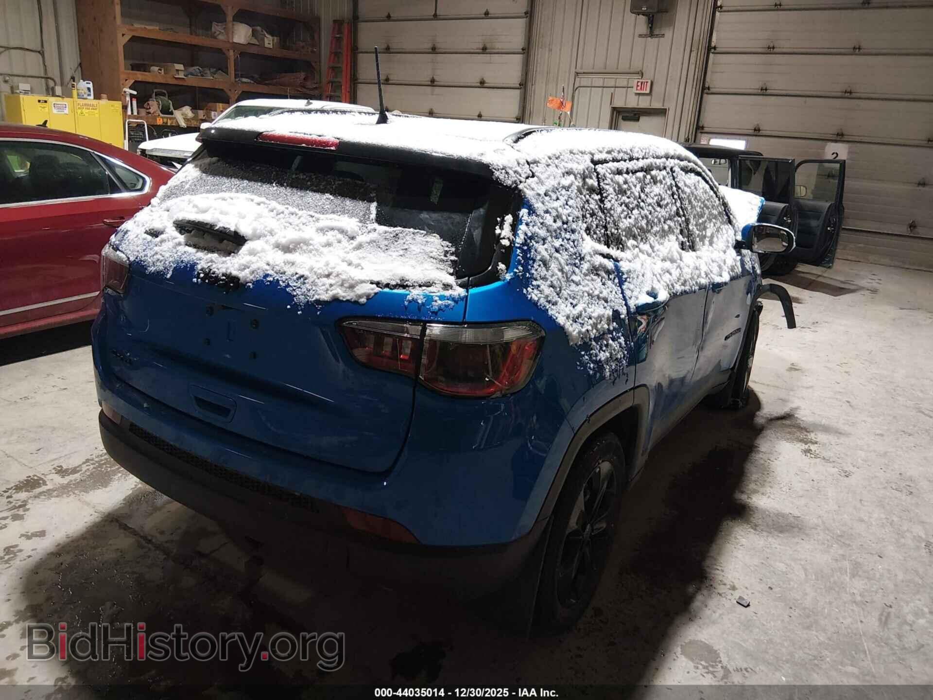 2018 JEEP COMPASS - VIN: 3C4NJDBB3JT395496 - Фото 4