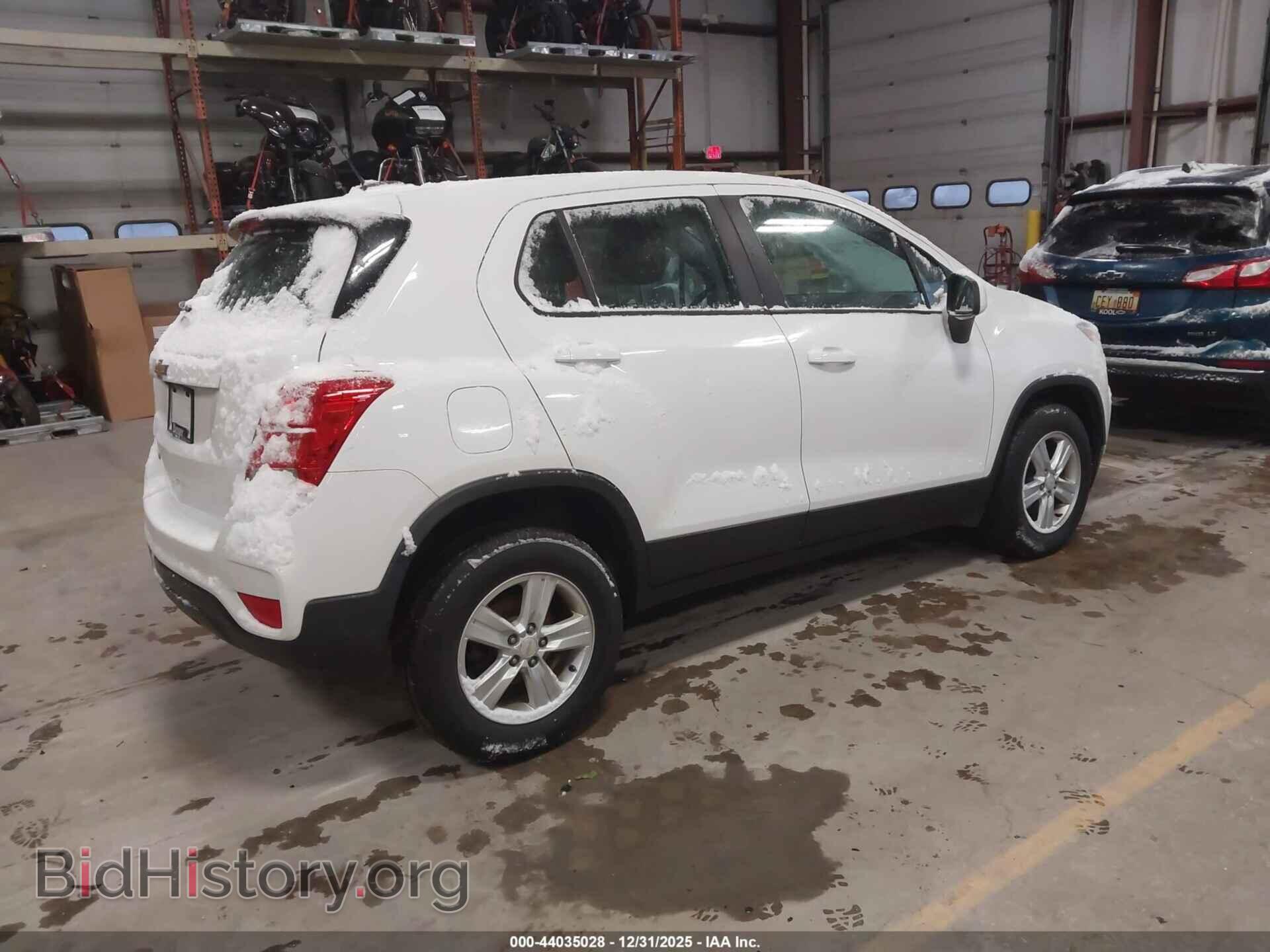 2017 CHEVROLET TRAX - VIN: KL7CJNSB6HB101529 - Фото 4