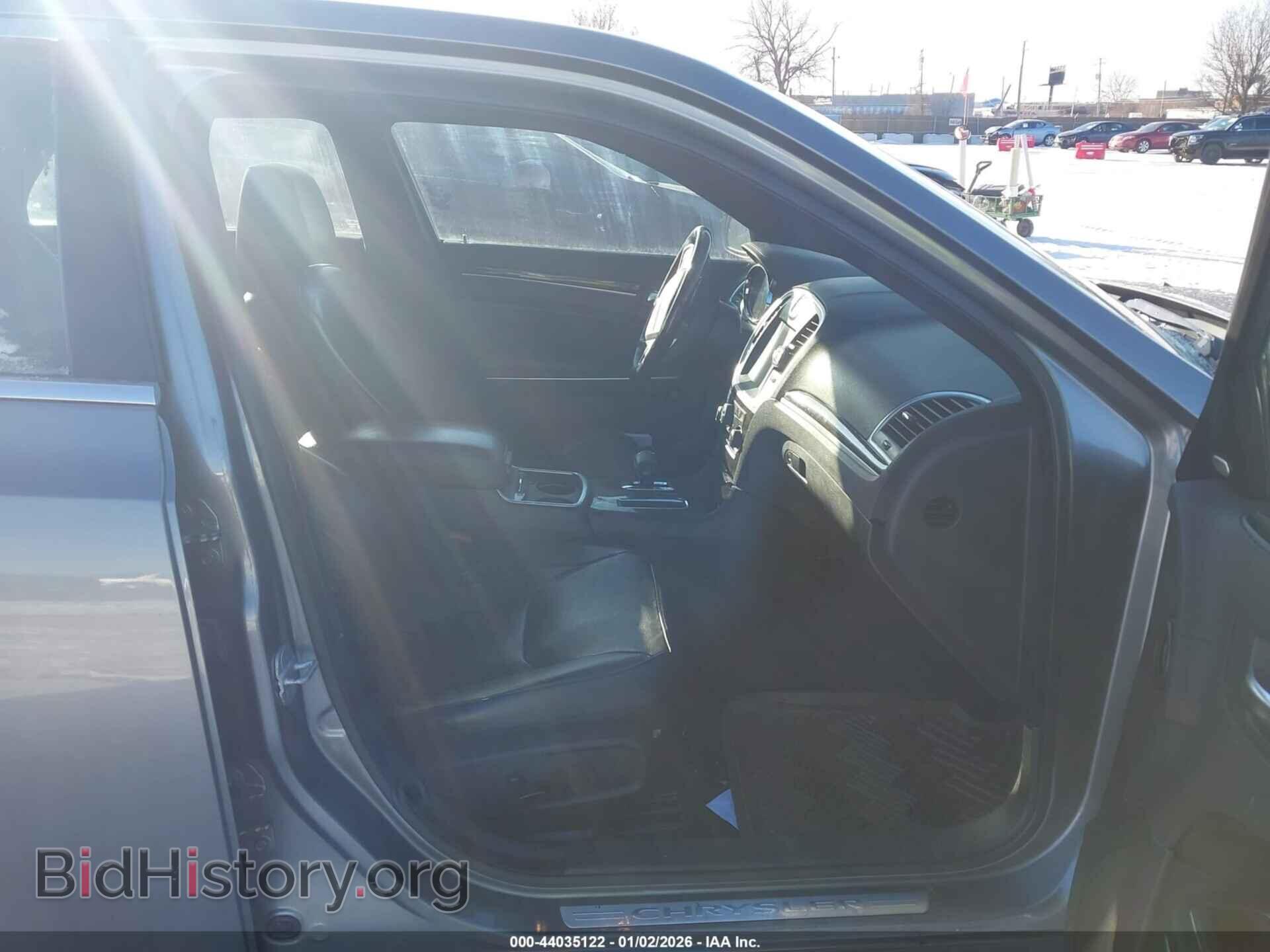 2012 CHRYSLER 300 - VIN: 2C3CCAHGXCH184881 - Фото 5