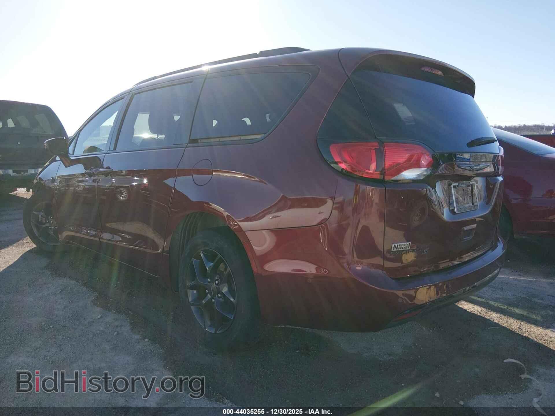 2018 CHRYSLER PACIFICA - VIN: 2C4RC1EG4JR182531 - Фото 3