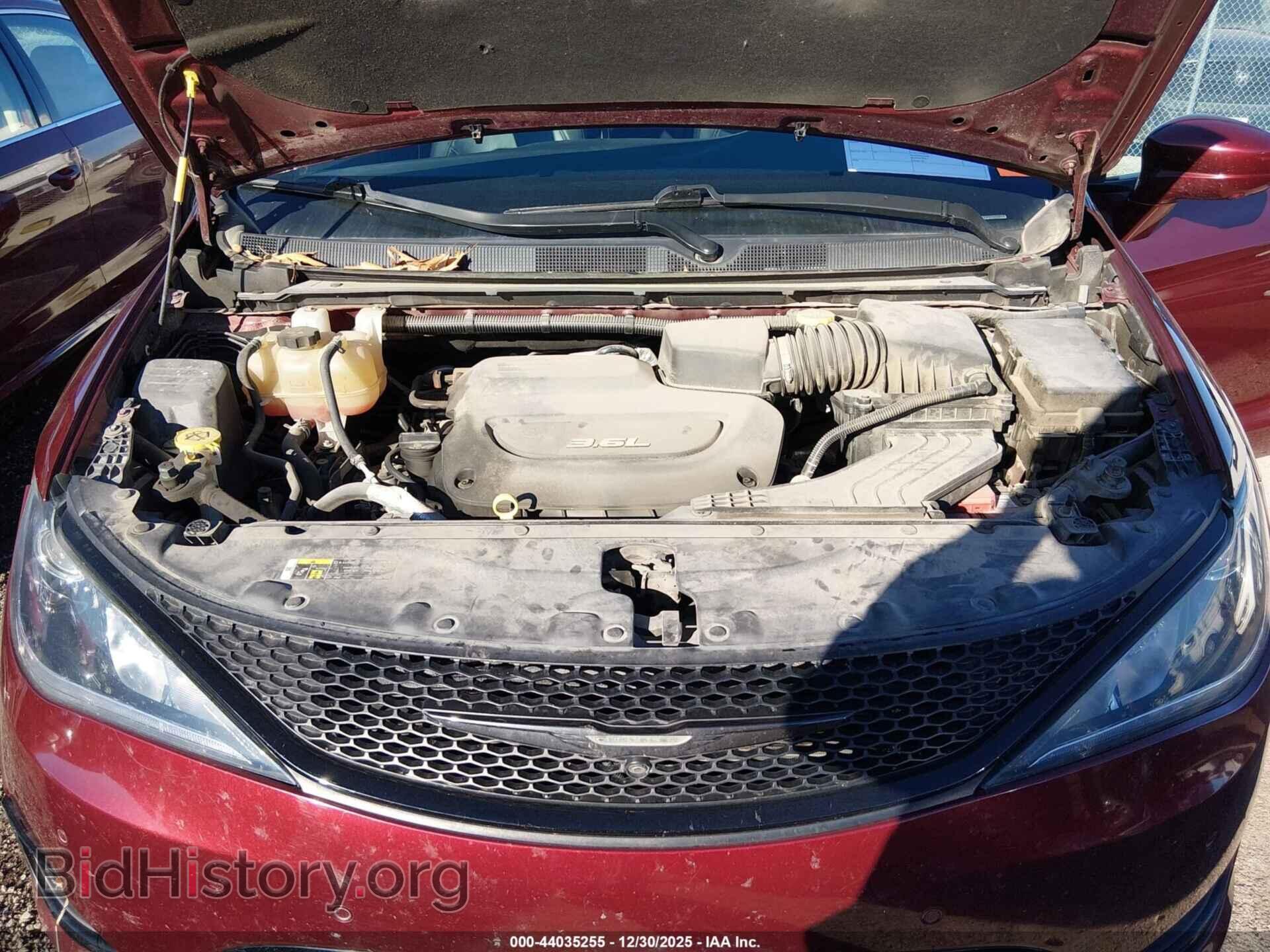 2018 CHRYSLER PACIFICA - VIN: 2C4RC1EG4JR182531 - Фото 10
