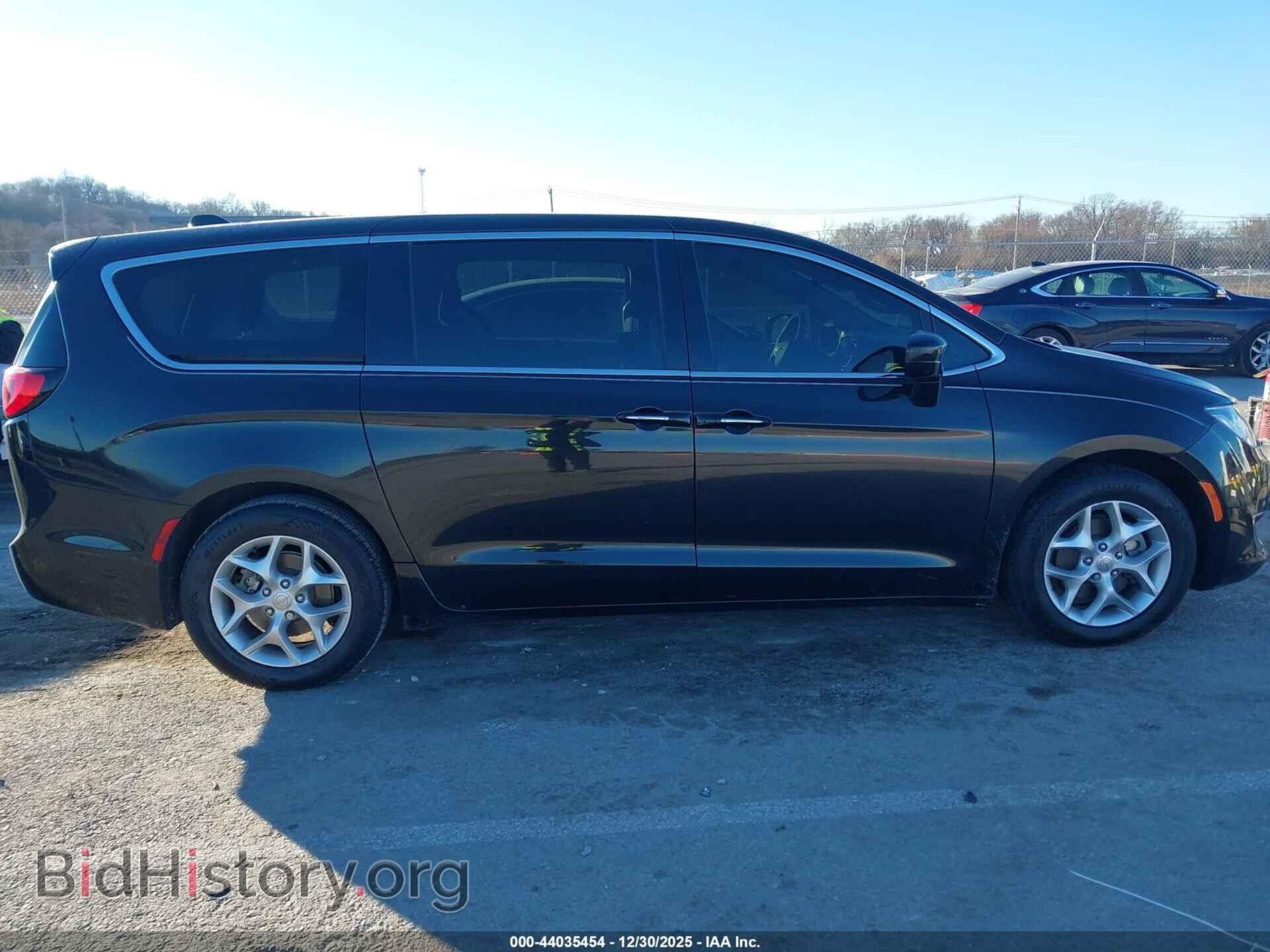 2019 CHRYSLER PACIFICA - VIN: 2C4RC1FG7KR681386 - Photo 14