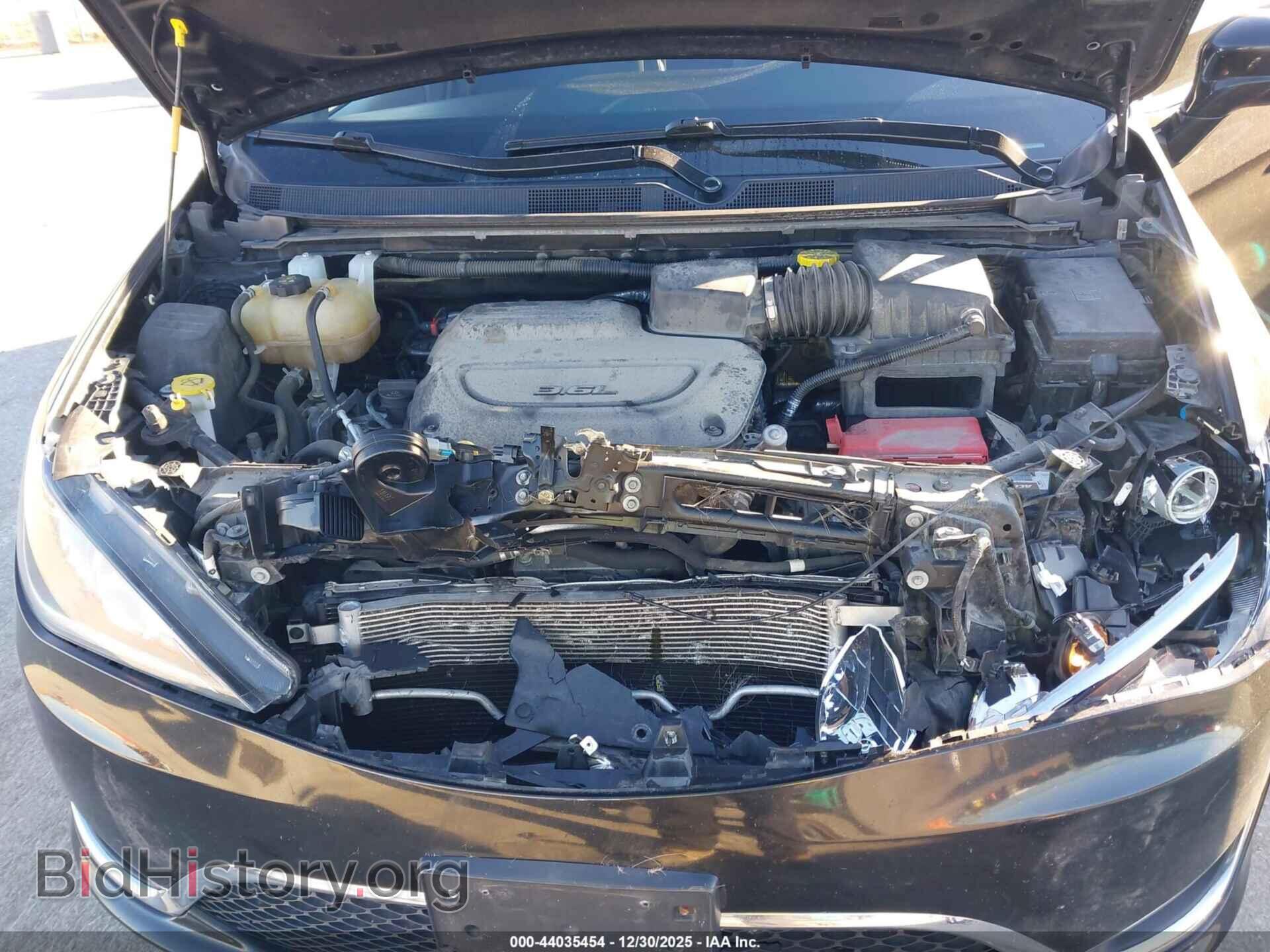 2019 CHRYSLER PACIFICA - VIN: 2C4RC1FG7KR681386 - Photo 10