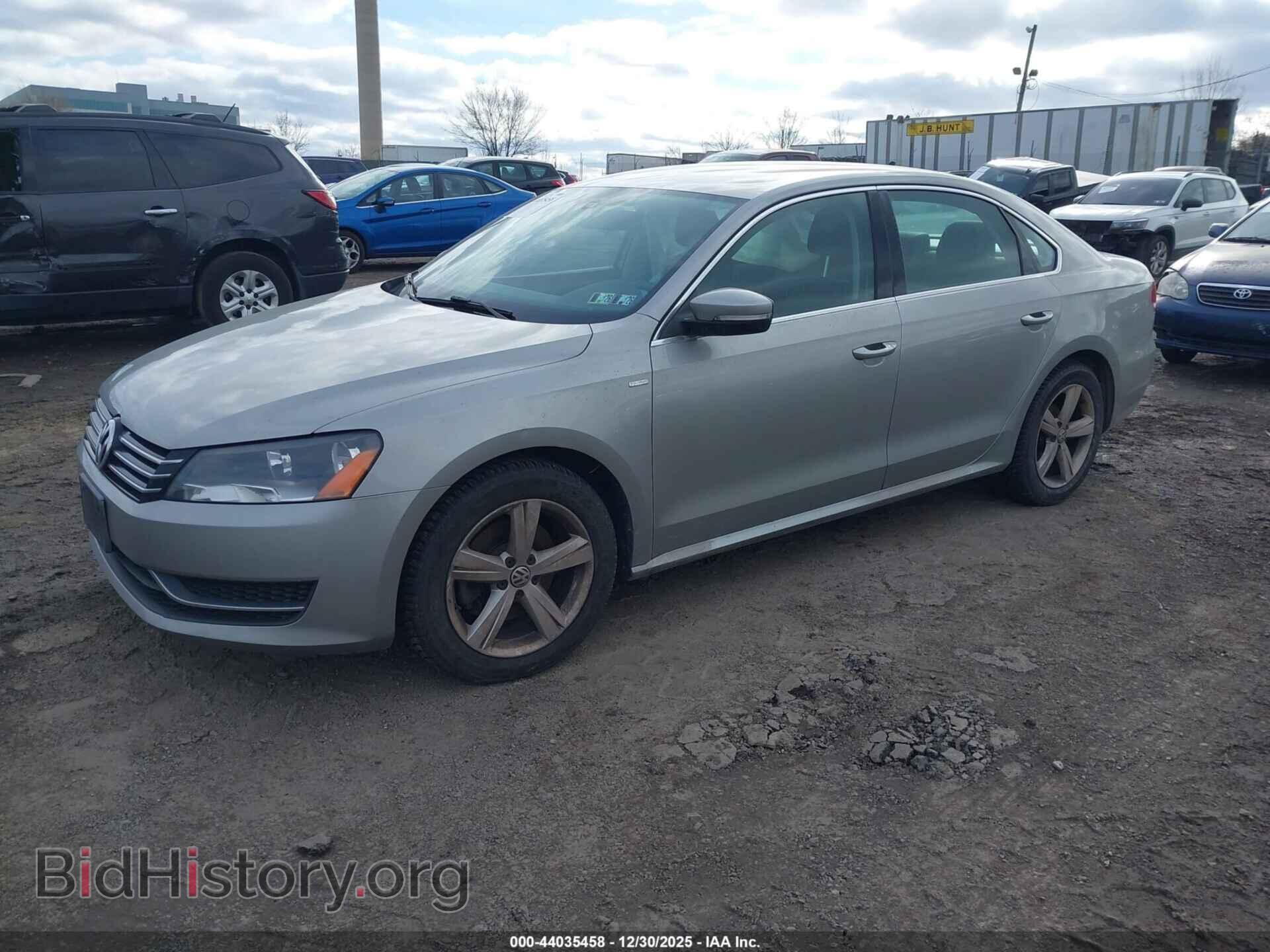 2014 VOLKSWAGEN PASSAT - VIN: 1VWAT7A35EC021264 - Фото 2