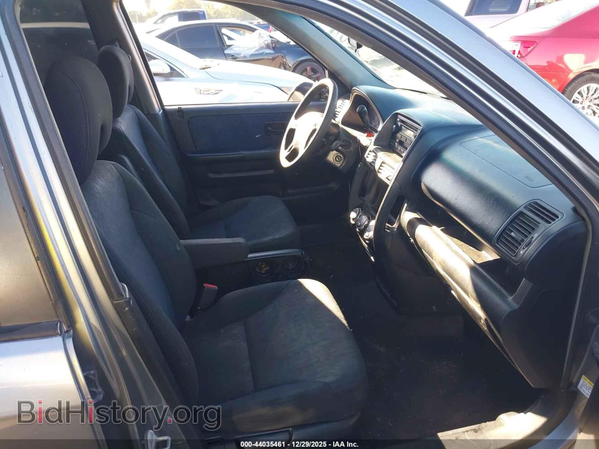 2005 HONDA CR-V - VIN: JHLRD68555C003774 - Фото 5