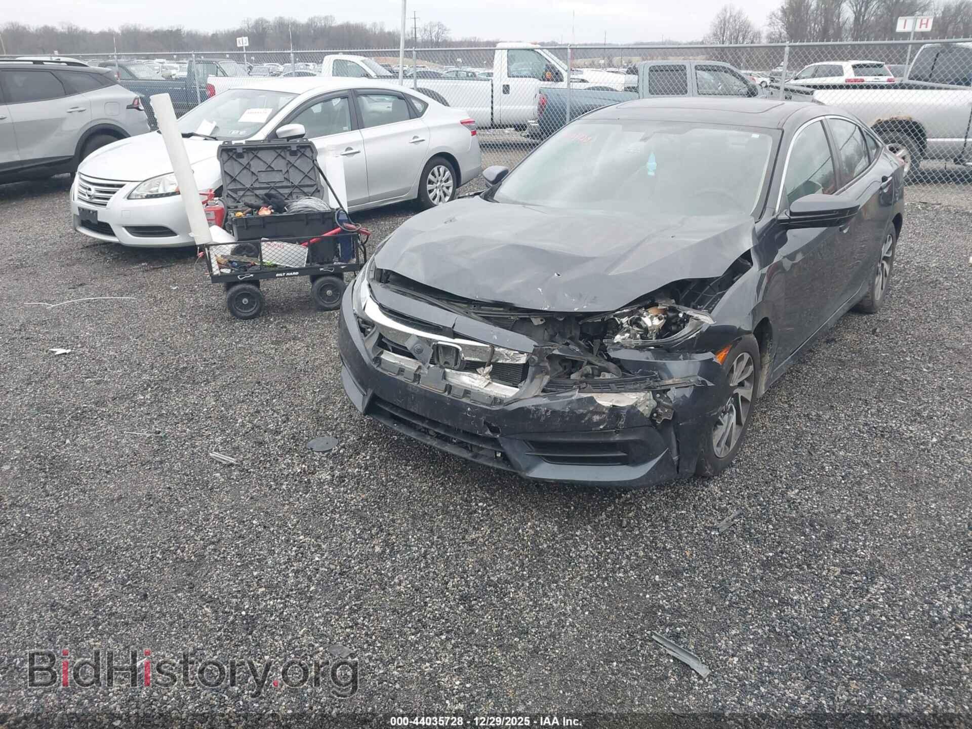 2018 HONDA CIVIC - VIN: 2HGFC2F78JH516042 - Фото 2