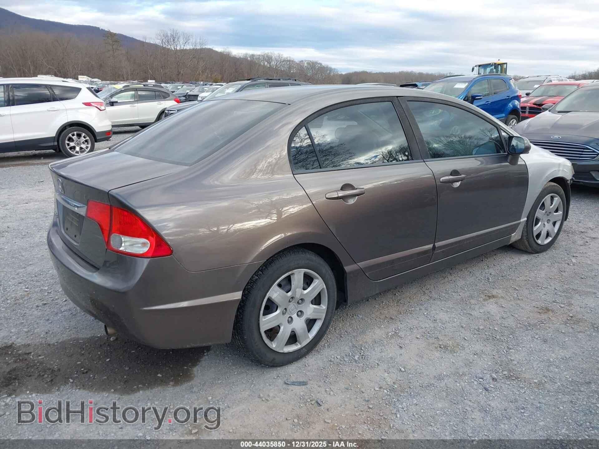 2011 HONDA CIVIC - VIN: 19XFA1F54BE030824 - Фото 4