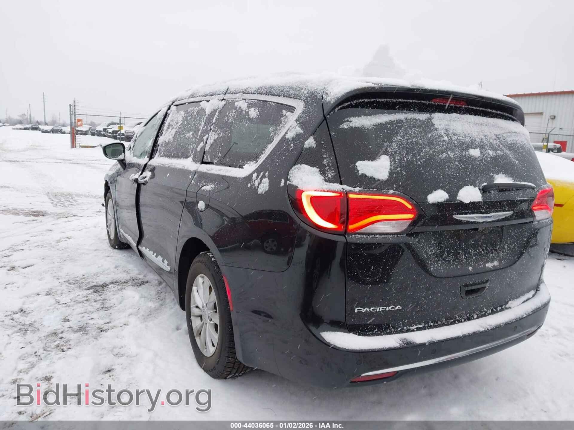 2017 CHRYSLER PACIFICA - VIN: 2C4RC1BG7HR506750 - Фото 3