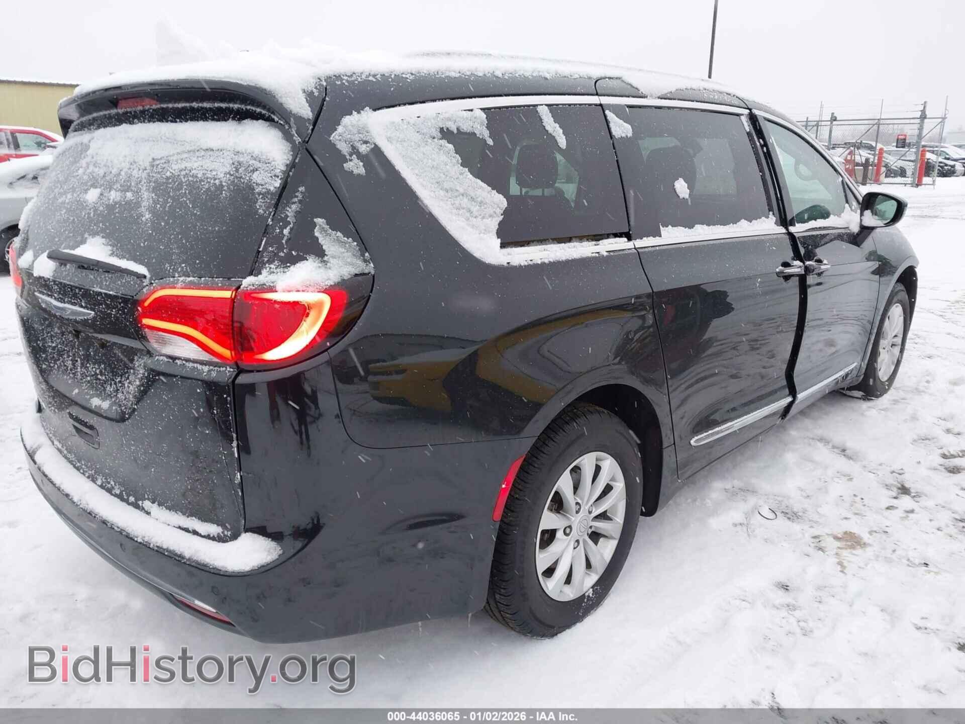 2017 CHRYSLER PACIFICA - VIN: 2C4RC1BG7HR506750 - Фото 4
