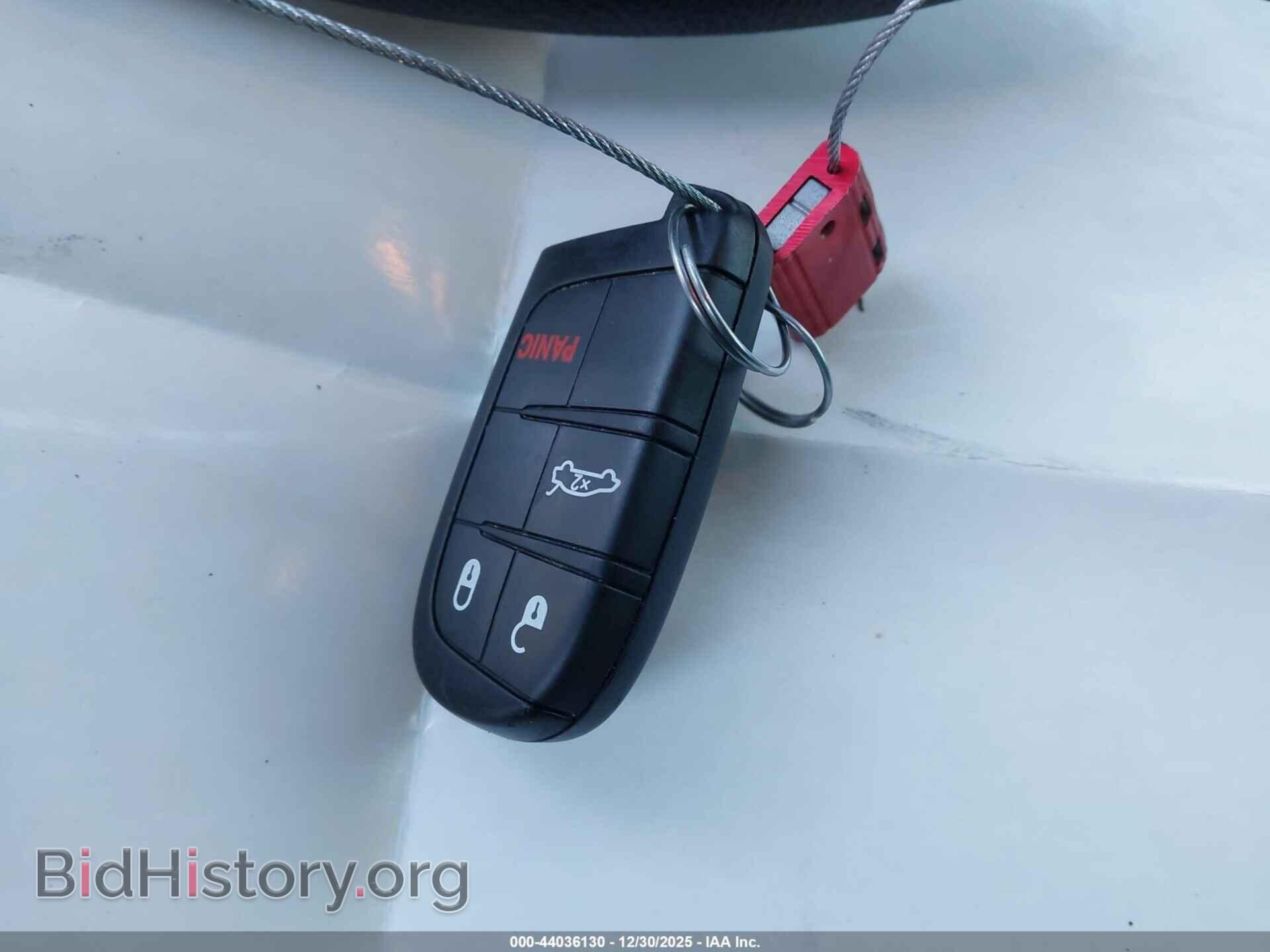 2016 CHRYSLER 200 - VIN: 1C3CCCAB4GN133481 - Фото 11