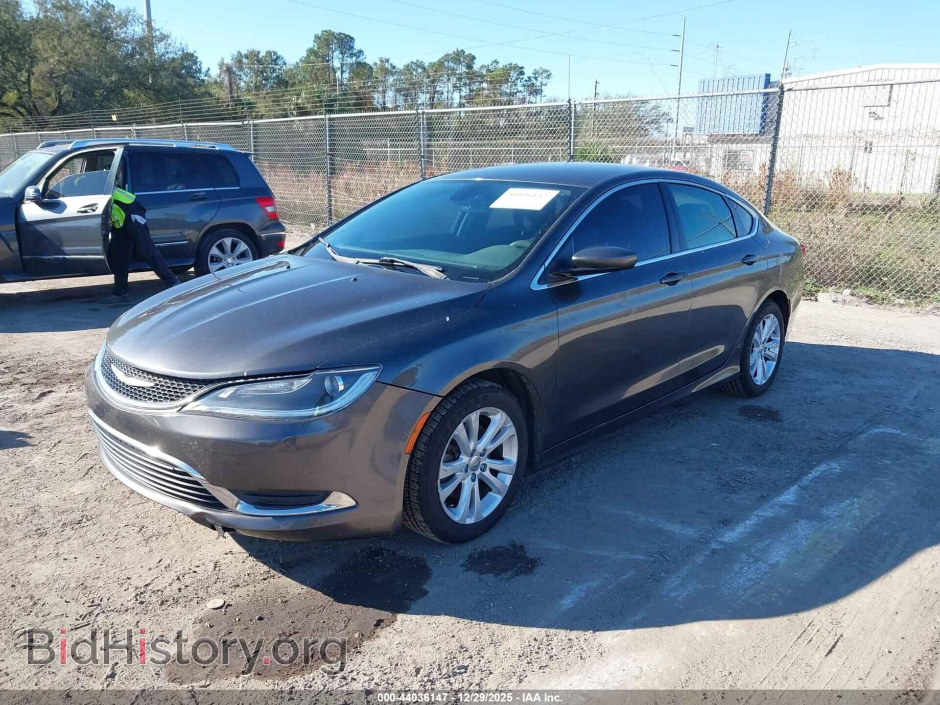 2015 CHRYSLER 200 - VIN: 1C3CCCAB4FN760261 - Фото 2