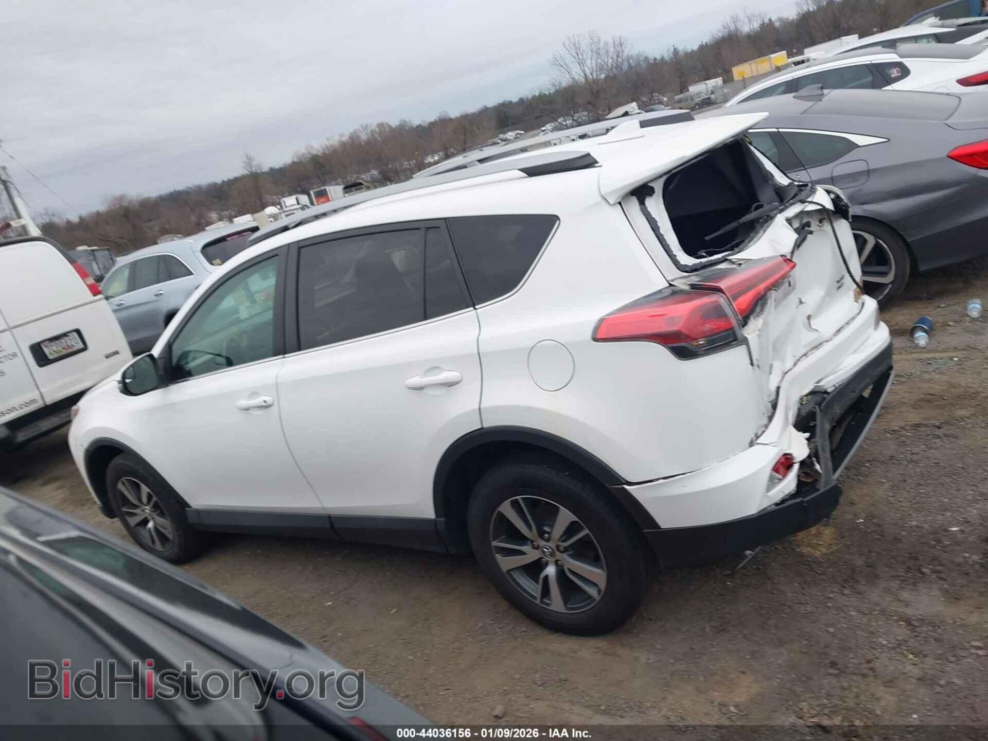 2017 TOYOTA RAV4 - VIN: 2T3RFREV9HW561237 - Фото 14