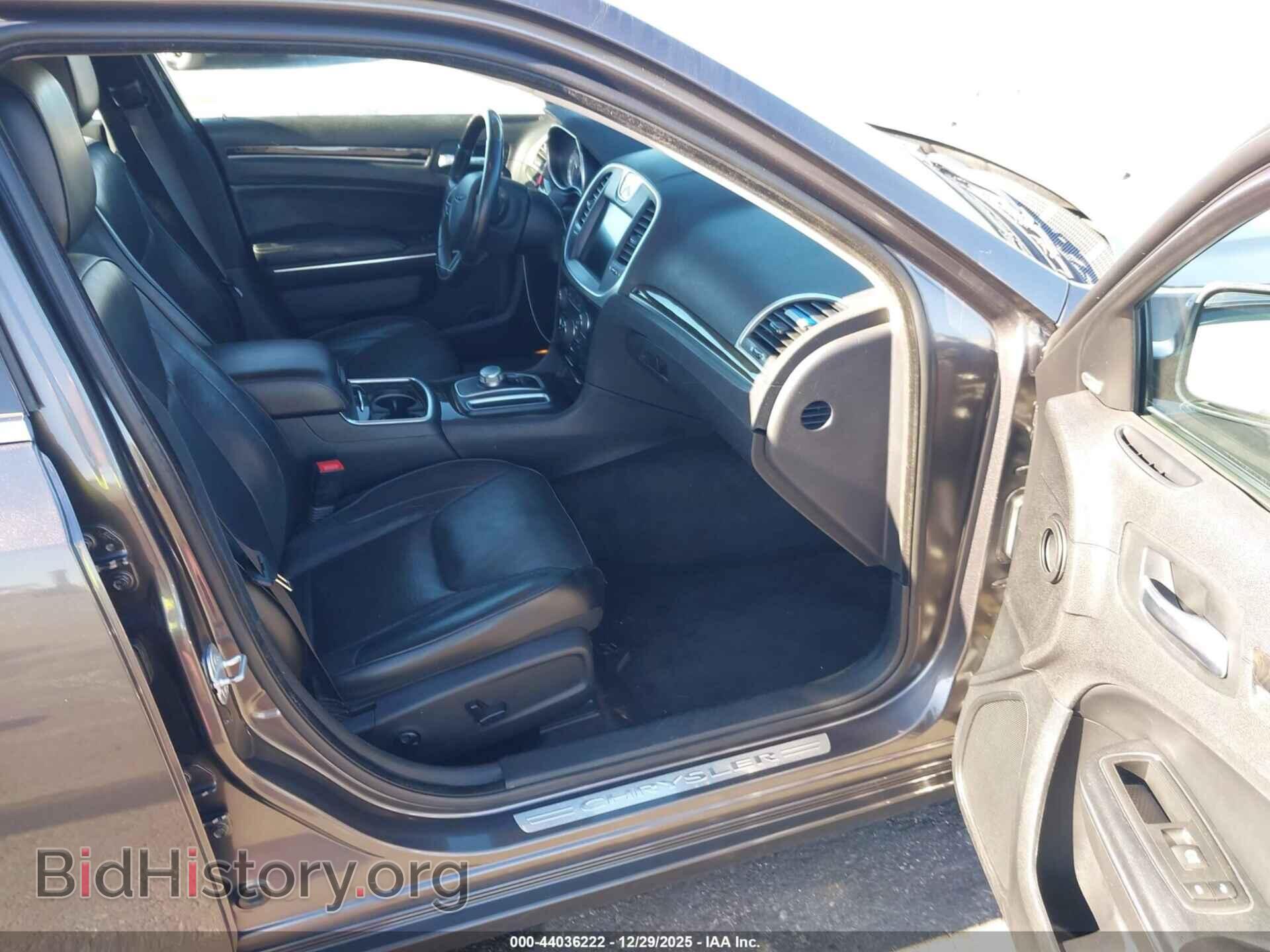 2016 CHRYSLER 300C - VIN: 2C3CCAEG3GH248222 - Photo 5