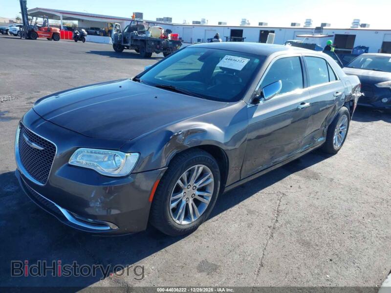 2016 Chrysler 300C (VIN 2C3CCAEG3GH248222) — фото 6 из 18
