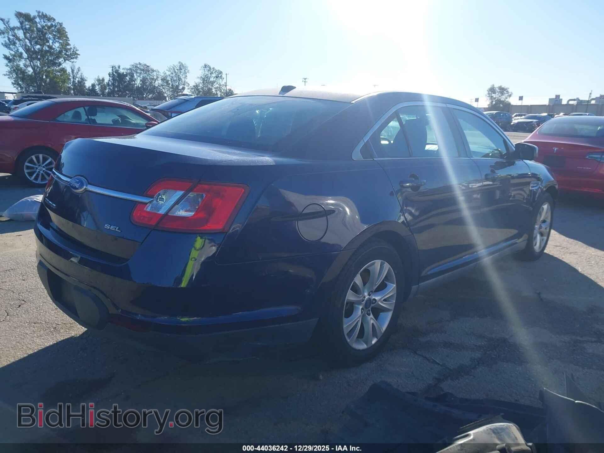 2011 FORD TAURUS - VIN: 1FAHP2EW8BG165981 - Photo 4