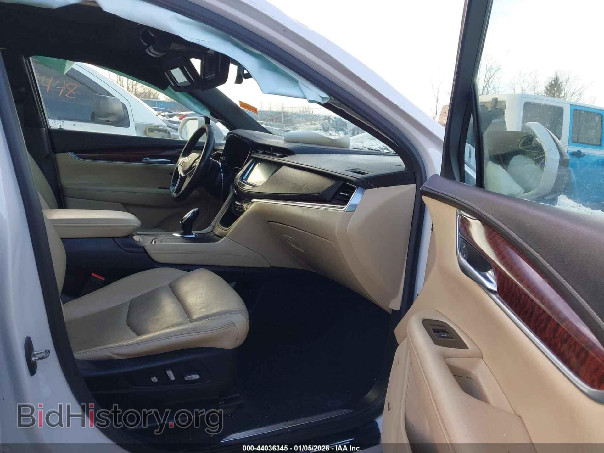 2018 CADILLAC XT5 - VIN: 1GYKNCRS4JZ242555 - Photo 5