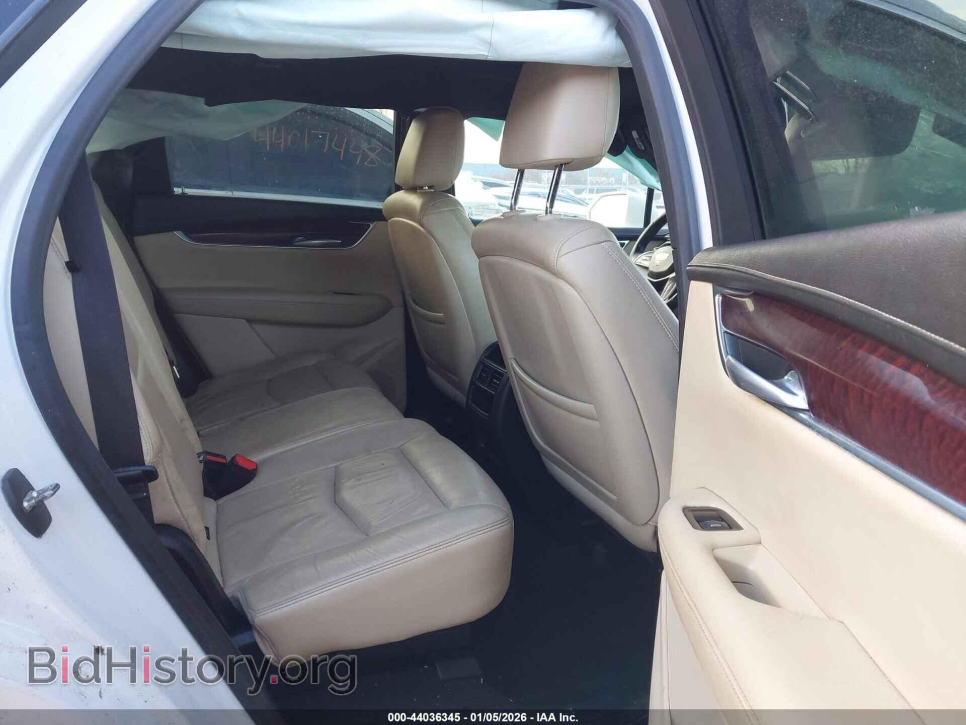 2018 CADILLAC XT5 - VIN: 1GYKNCRS4JZ242555 - Photo 8