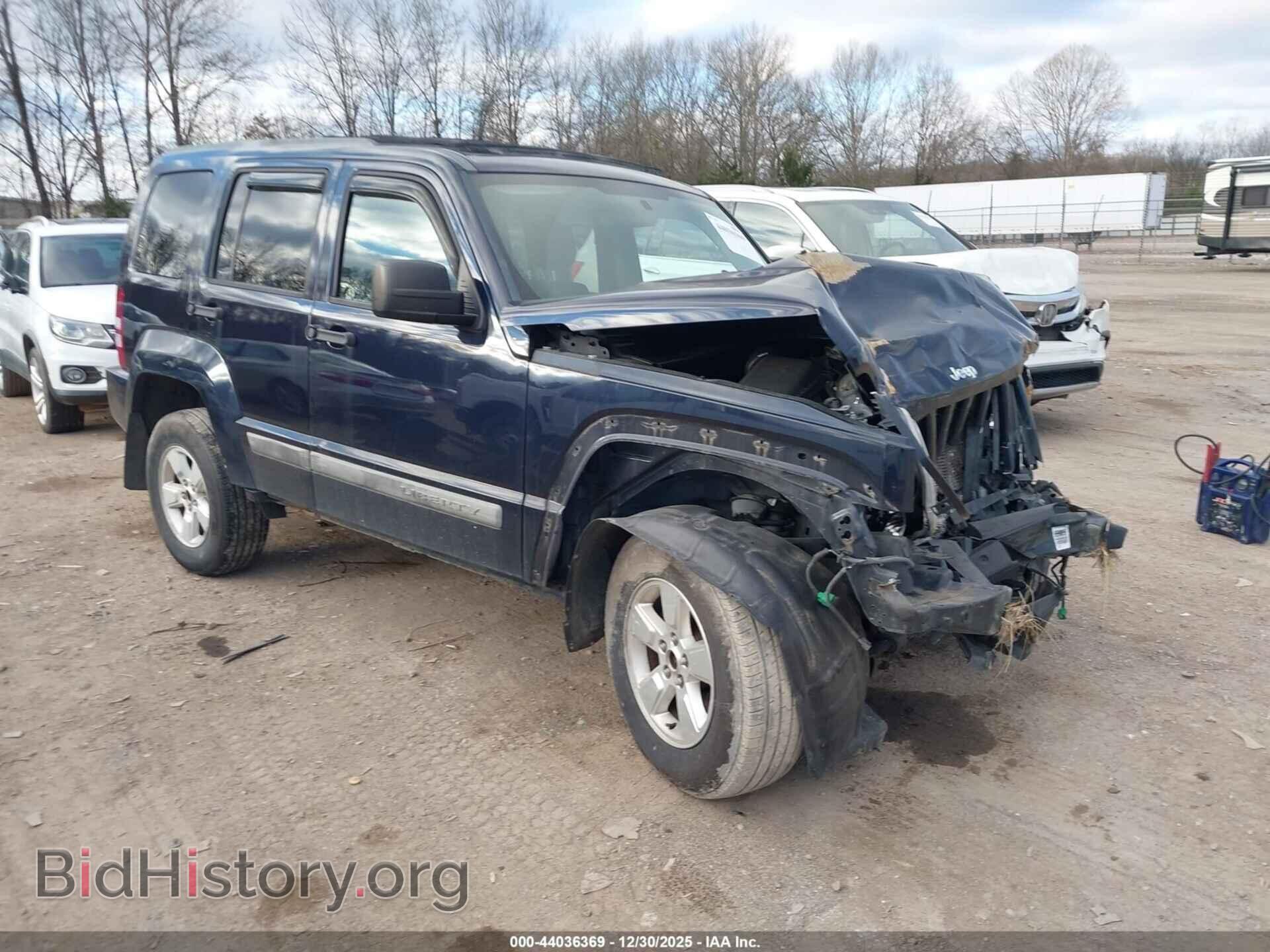 Фотография 1J4PN2GK3BW525910 - JEEP LIBERTY 2011