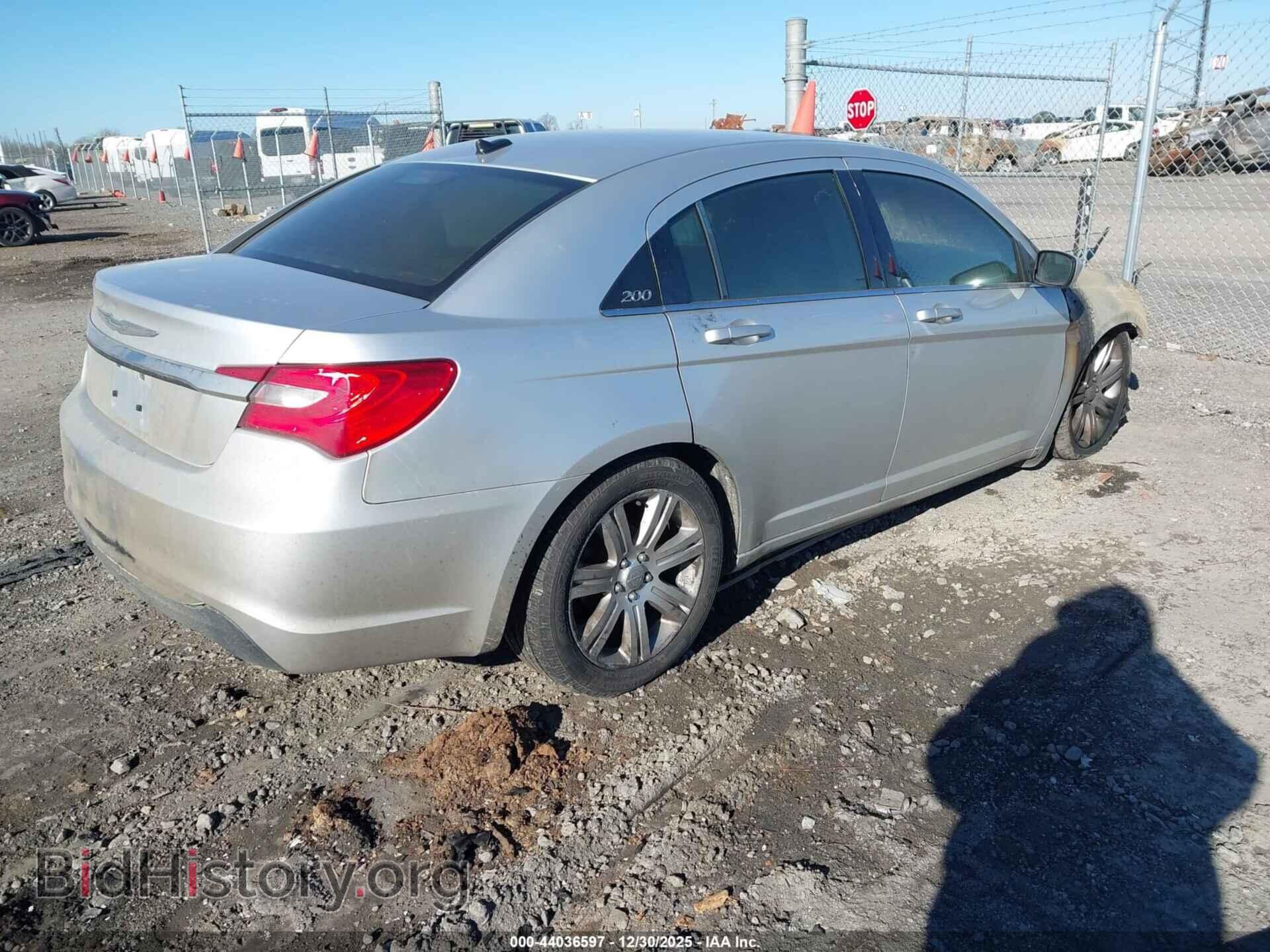 2011 CHRYSLER 200 - VIN: 1C3BC1FB4BN613800 - Фото 4