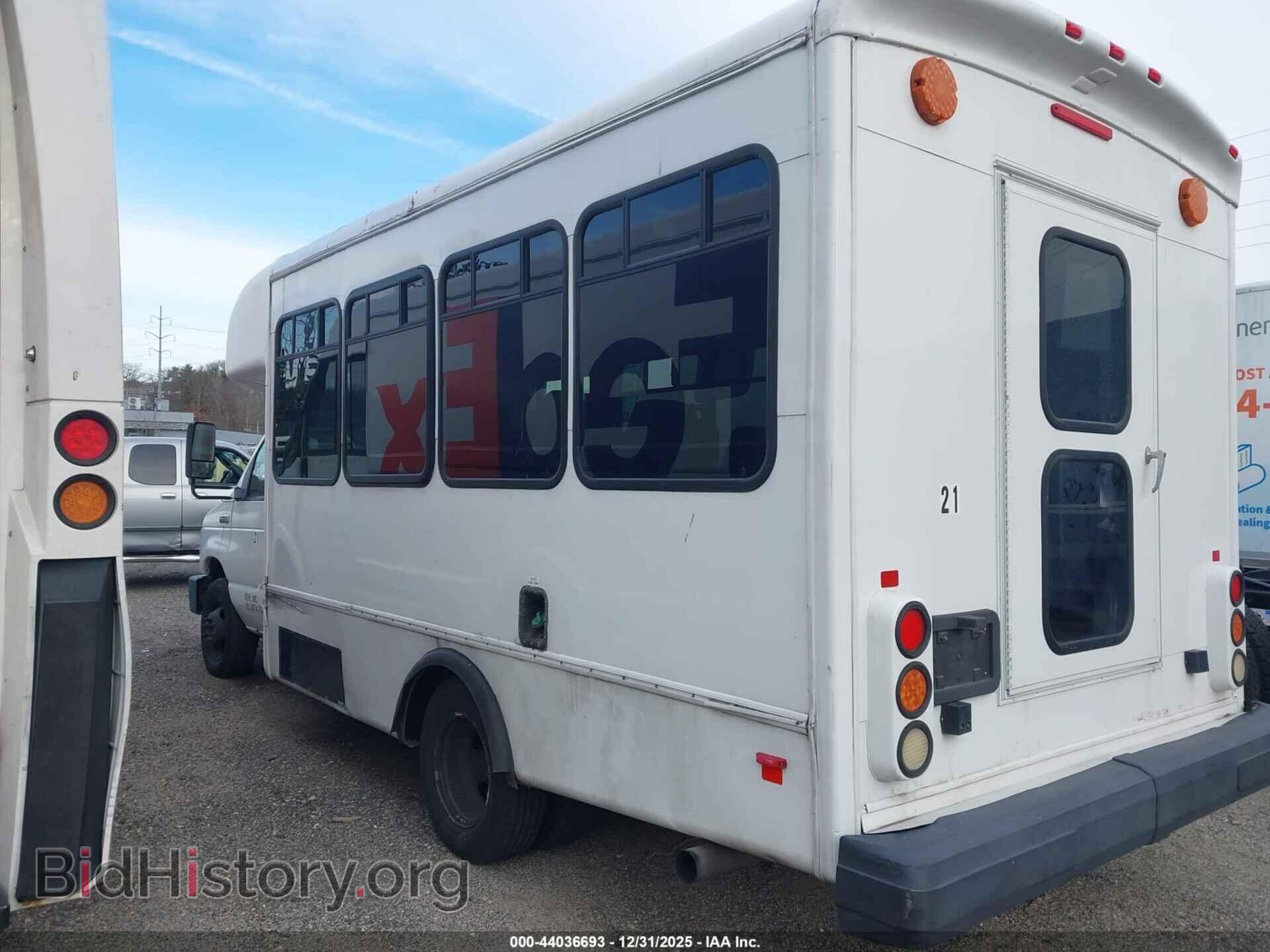 2010 FORD E-350 CUTAWAY - VIN: 1FDEE3FP2ADA09852 - Фото 17